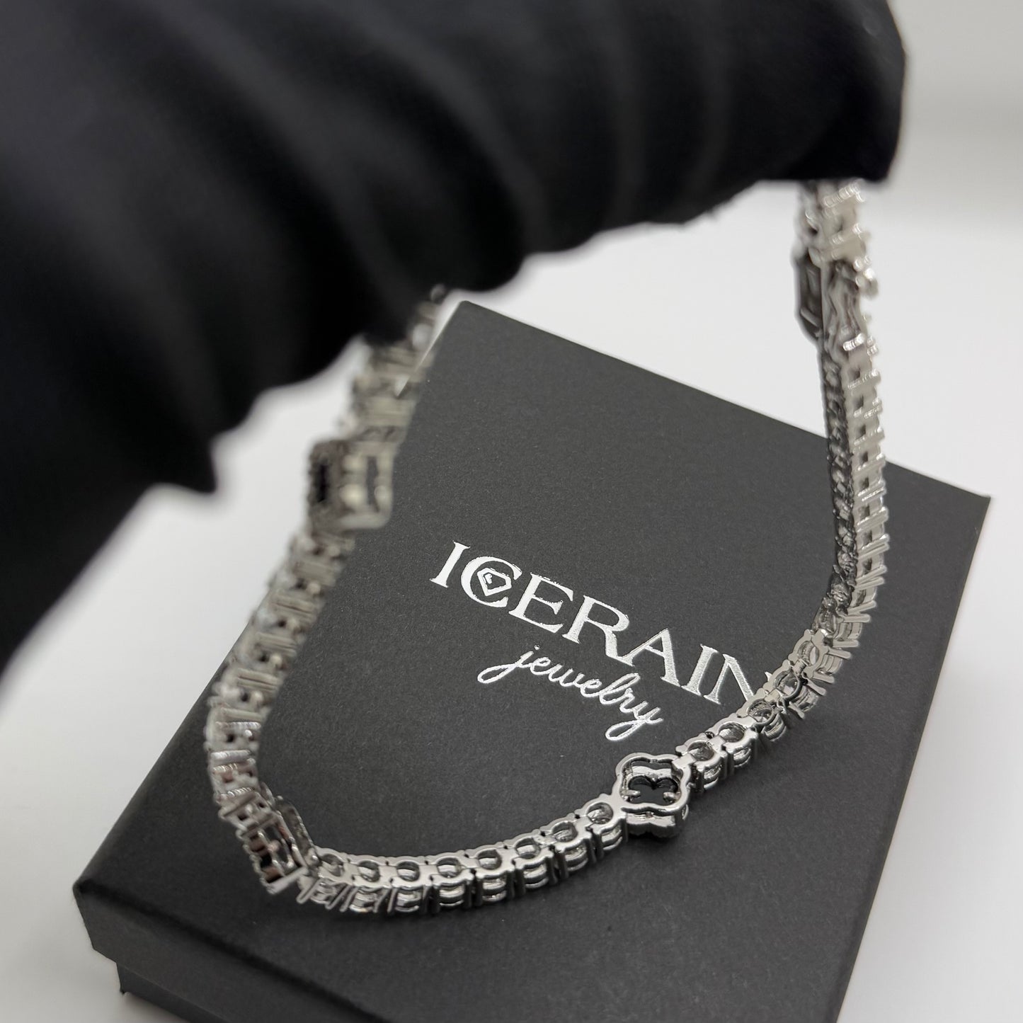 SALE | ICED OUT 23CM "BLACK CLOVER TENNIS" ARMBAND - ICERAIN JEWELRY