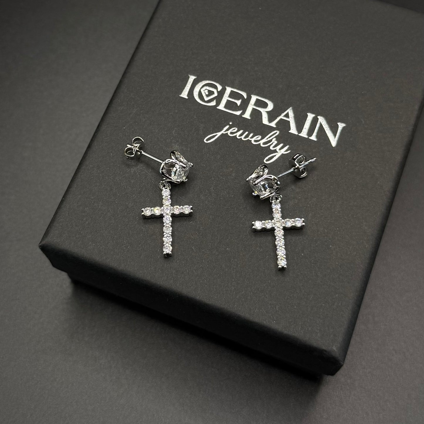 ICED OUT "SILVER LUXURY CROSS" OHRRINGE - ICERAIN JEWELRY