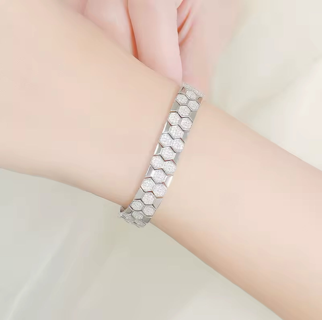 ICED OUT MOISSANITE "SOCCER" WEISSGOLD 925S SILVER ARMBAND - ICERAIN JEWELRY