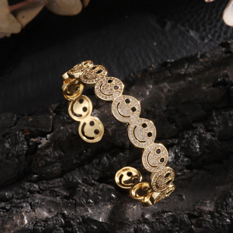 ICED OUT "SMILE" ARMREIF - ICERAIN JEWELRY