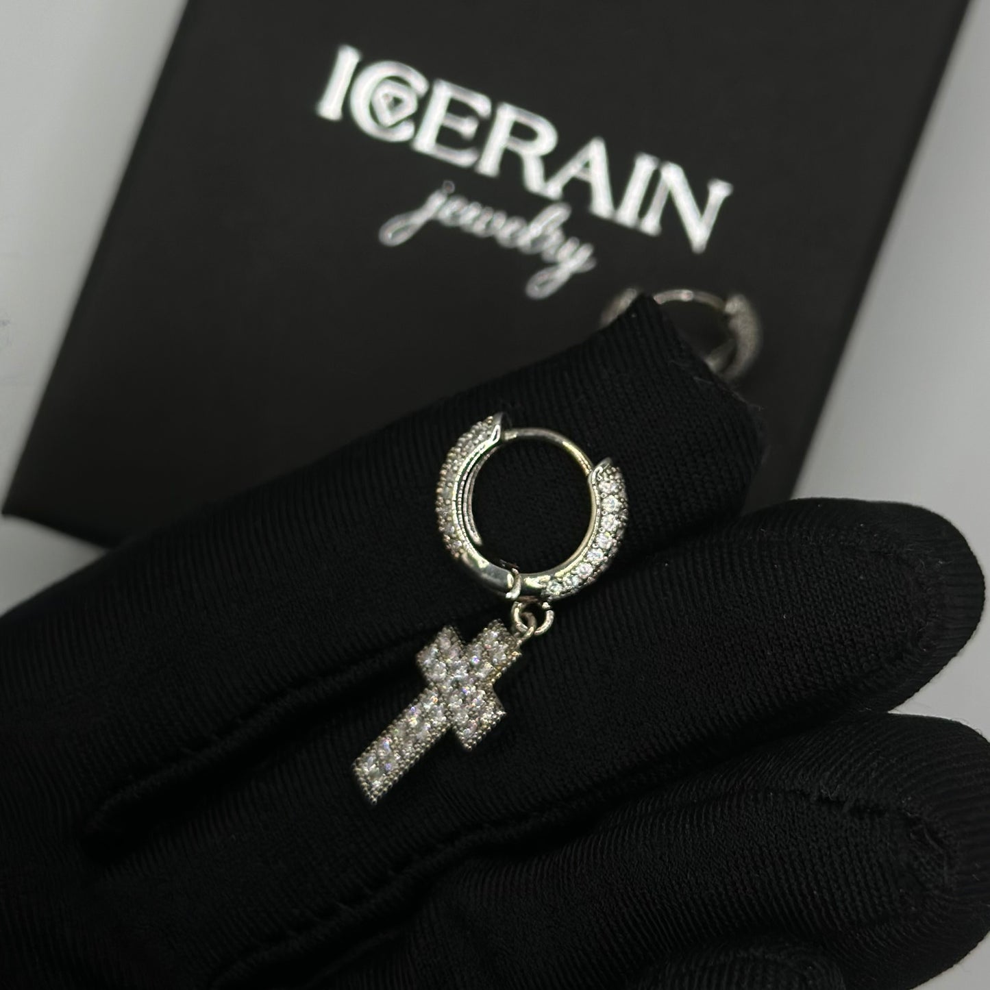 SALE | ICED OUT "SILVER CROSS" OHRRINGE - ICERAIN JEWELRY
