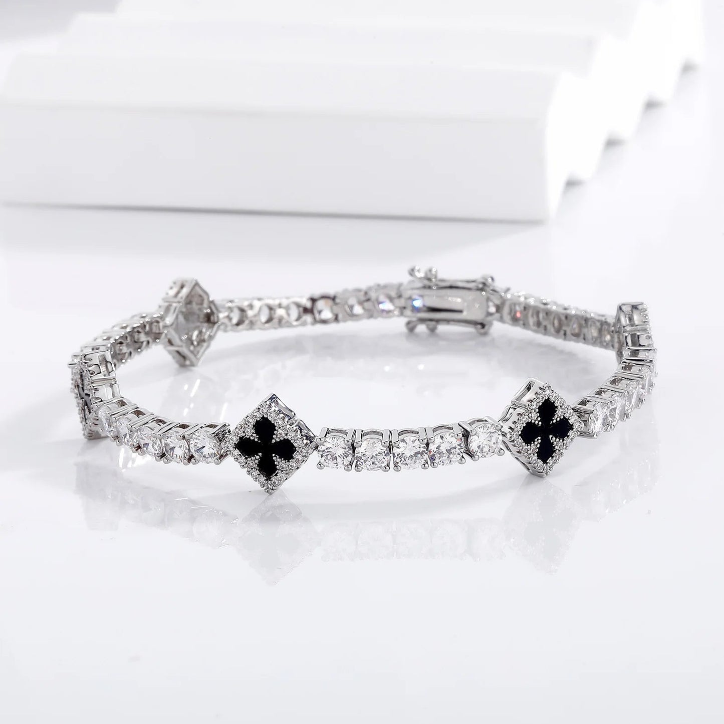 ICED OUT "BLACK CLOVER TENNIS V2" ARMBAND