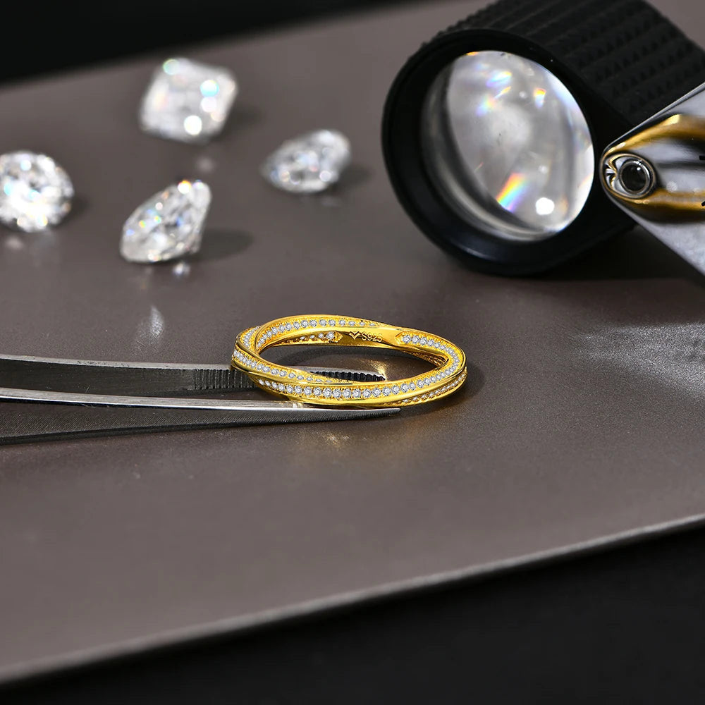 ICED OUT MOISSANITE "GOLD BANDO" WEISSGOLD 925S SILVER RING - ICERAIN JEWELRY
