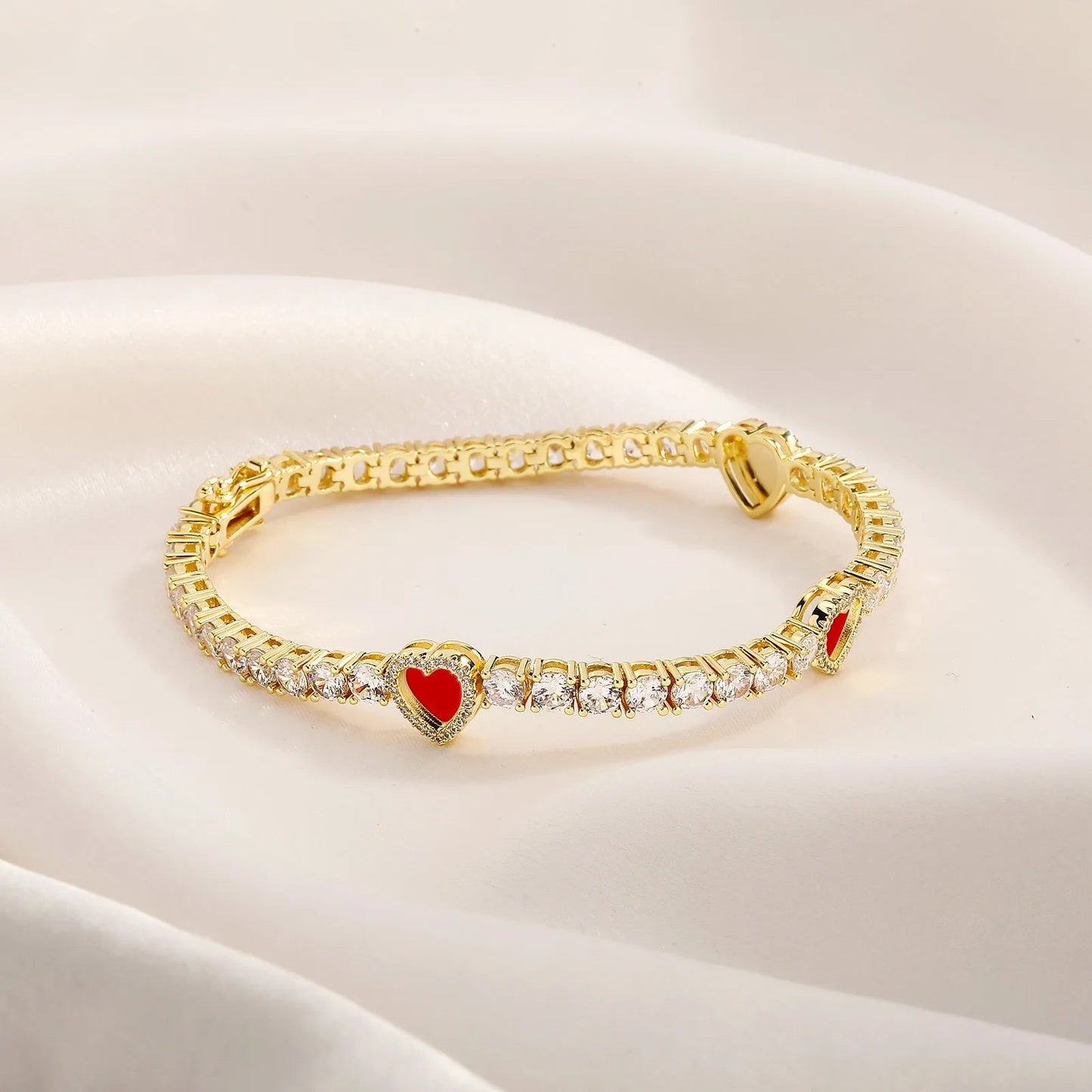 ICED OUT "HEART CLOVER TENNIS" ARMBAND - ICERAIN JEWELRY