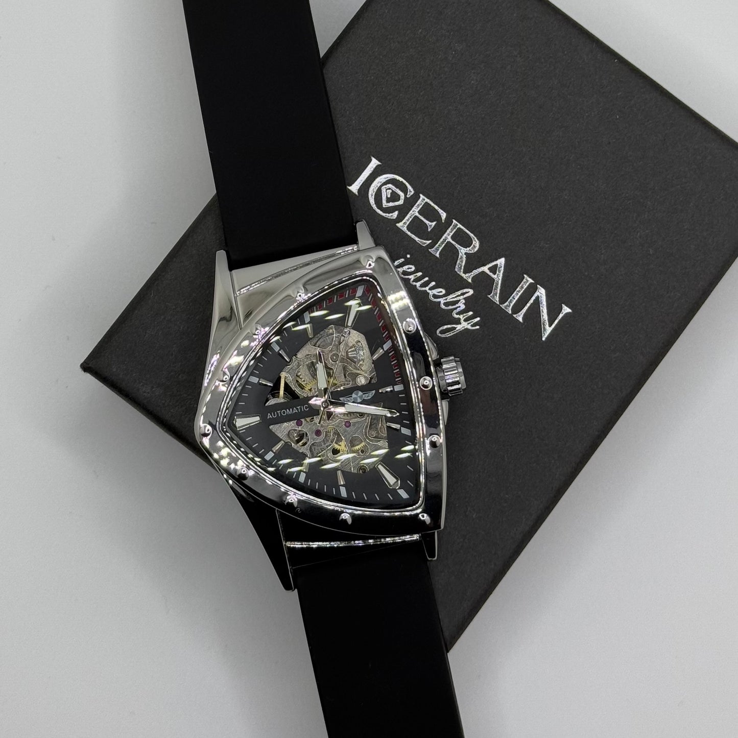 EDELSTAHL AUTOMATIK "TRIANGLAR" UHR - ICERAIN JEWELRY