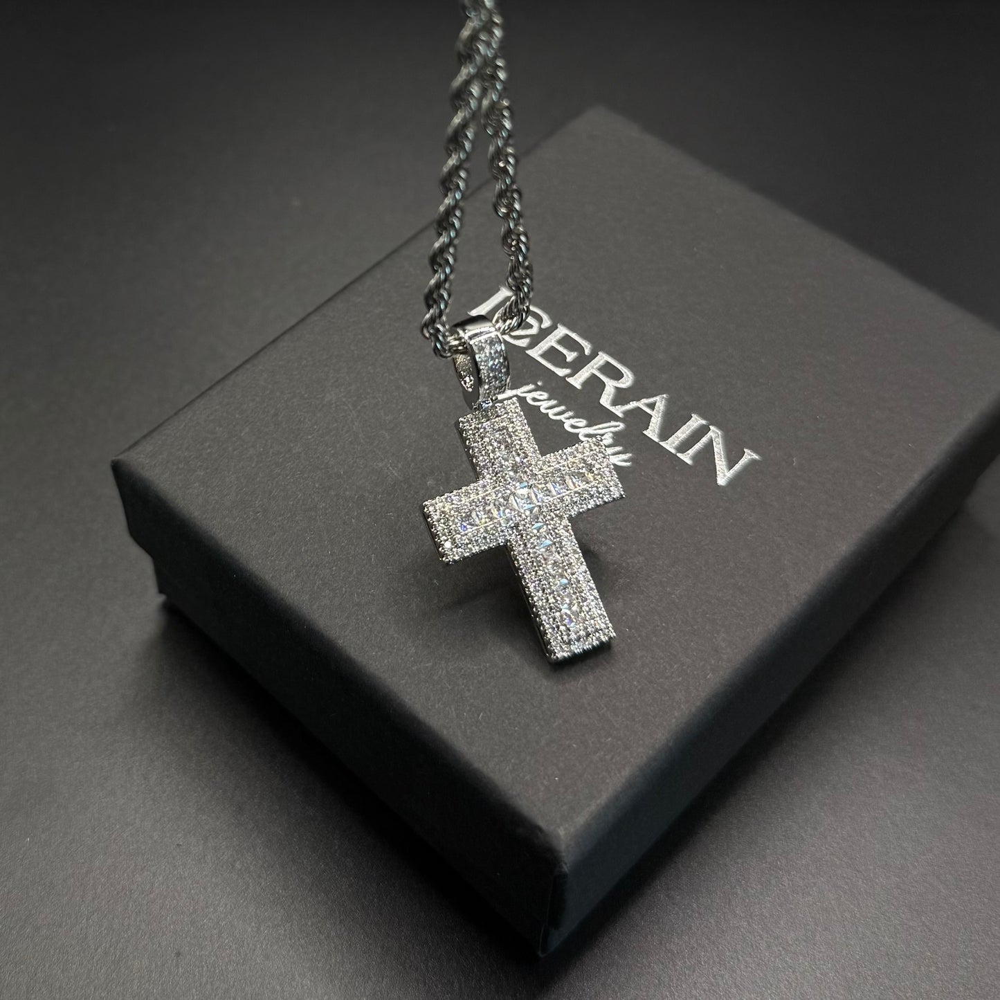 ICED OUT "CROSS V6" KETTE - ICERAIN JEWELRY