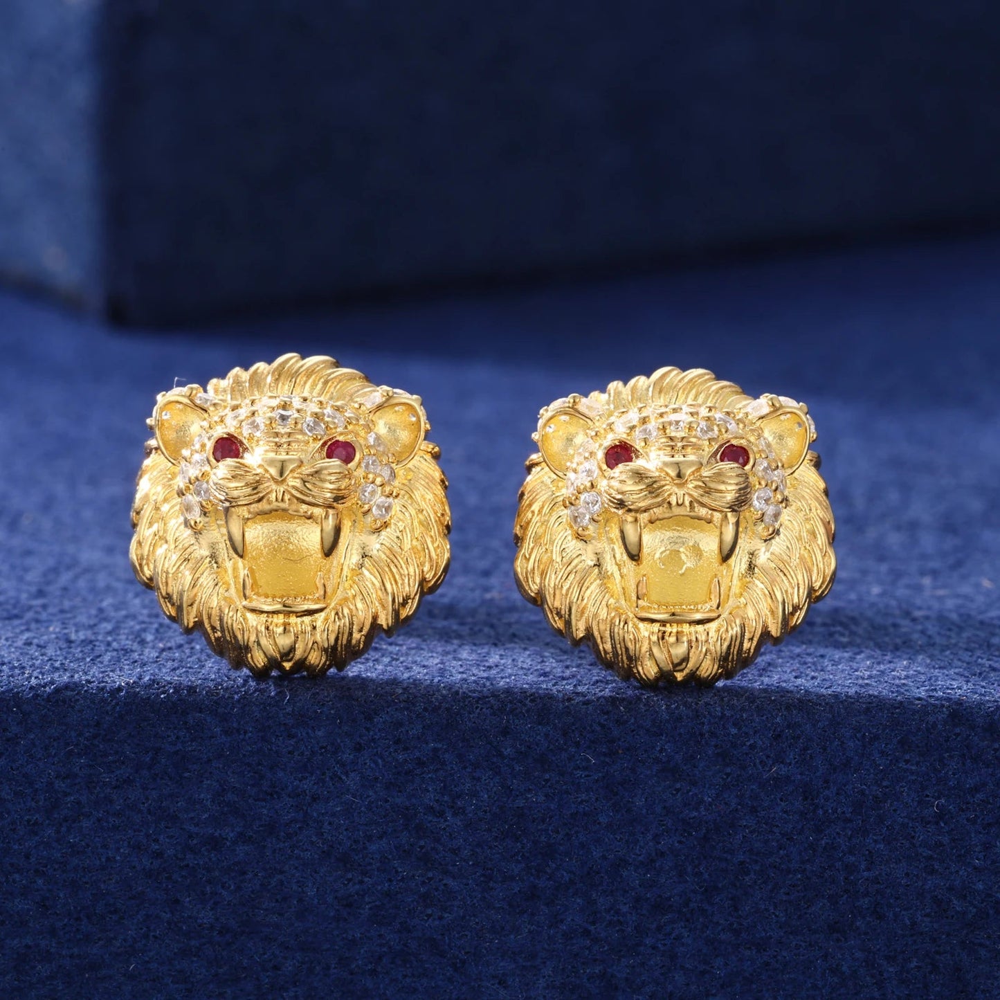 ICED OUT MOISSANITE "LION" WEISSGOLD 925S SILVER OHRRINGE - ICERAIN JEWELRY