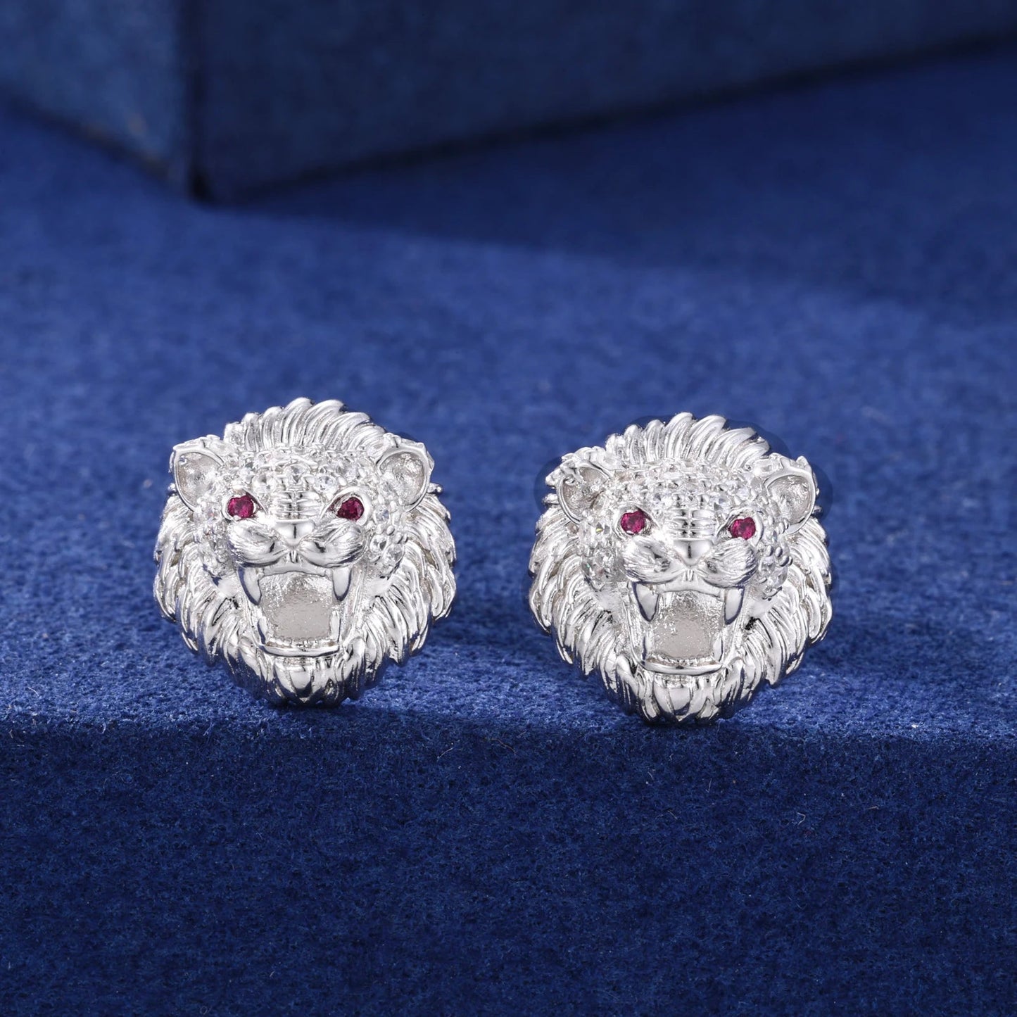 ICED OUT MOISSANITE "LION" WEISSGOLD 925S SILVER OHRRINGE - ICERAIN JEWELRY