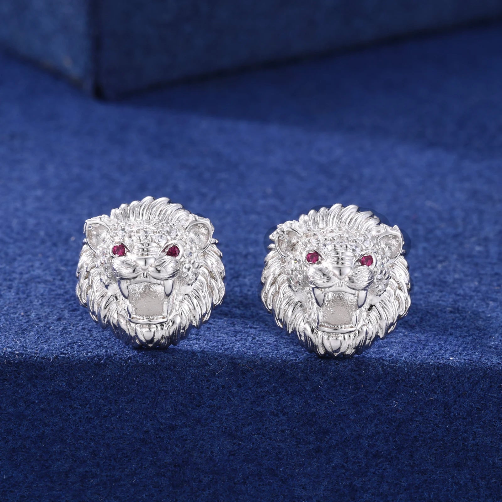 ICED OUT MOISSANITE "LION" WEISSGOLD 925S SILVER OHRRINGE - ICERAIN JEWELRY