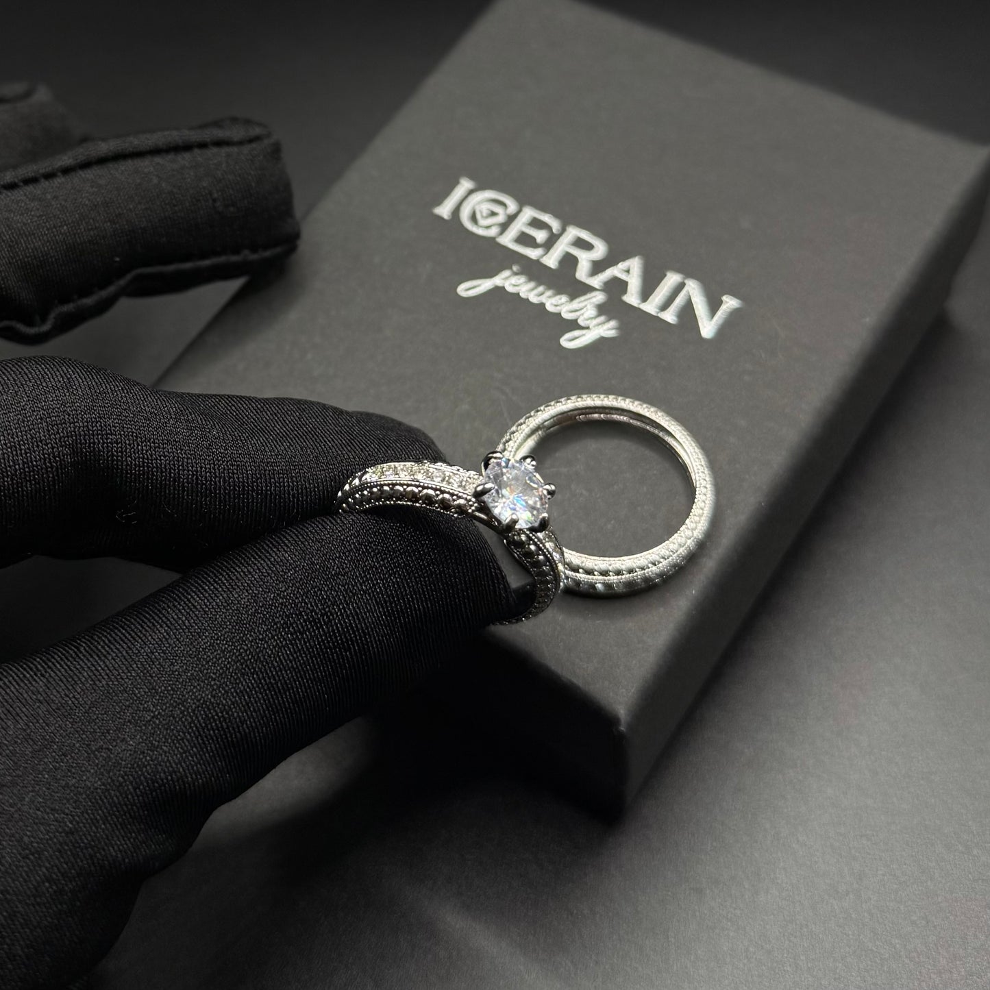 ICED OUT "AMANDO" RINGE - ICERAIN JEWELRY