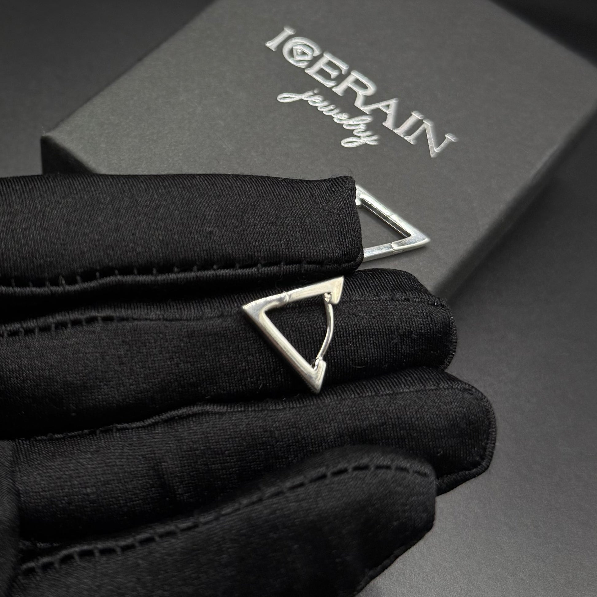 925S SILVER "TRIANGLE" OHRRINGE - ICERAIN JEWELRY