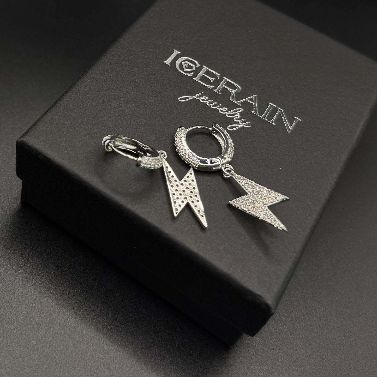 ICED OUT "SILVER LIGHTNING" OHRRINGE - ICERAIN JEWELRY