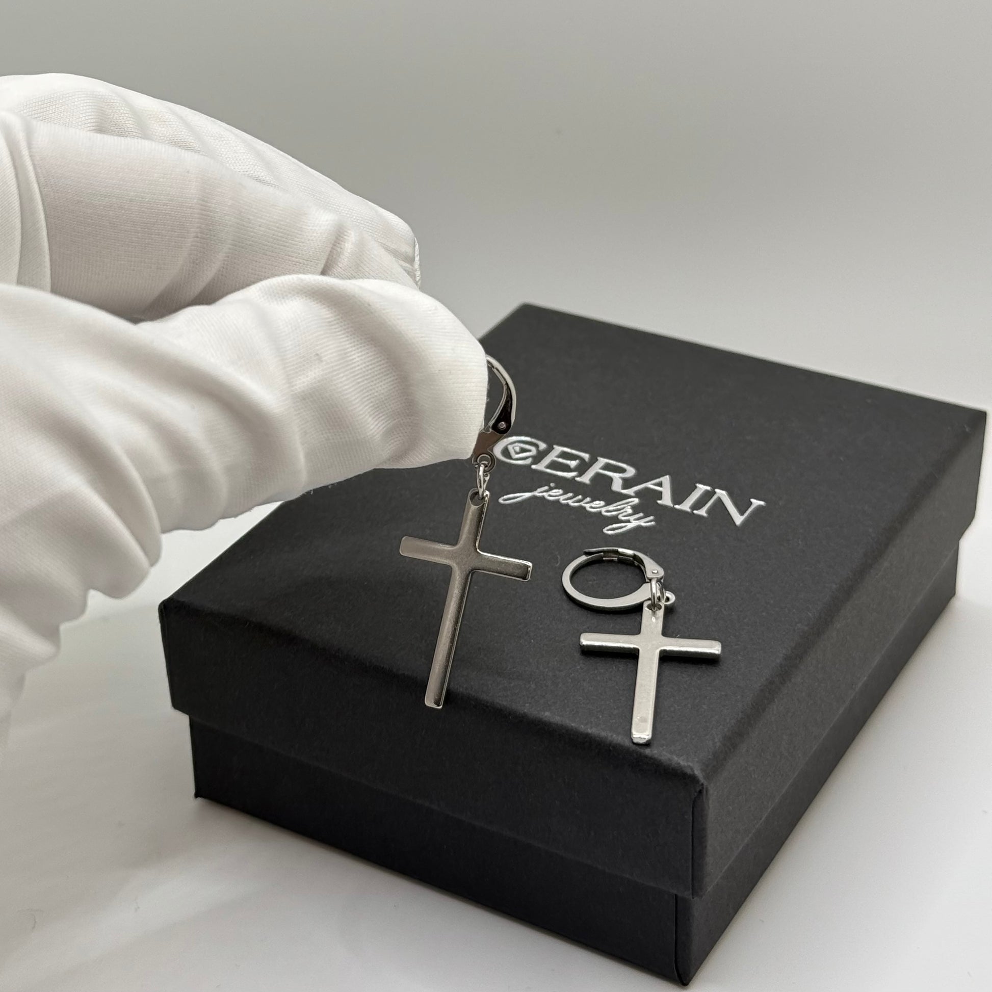 EDELSTAHL "CROSS" OHRRINGE - ICERAIN JEWELRY
