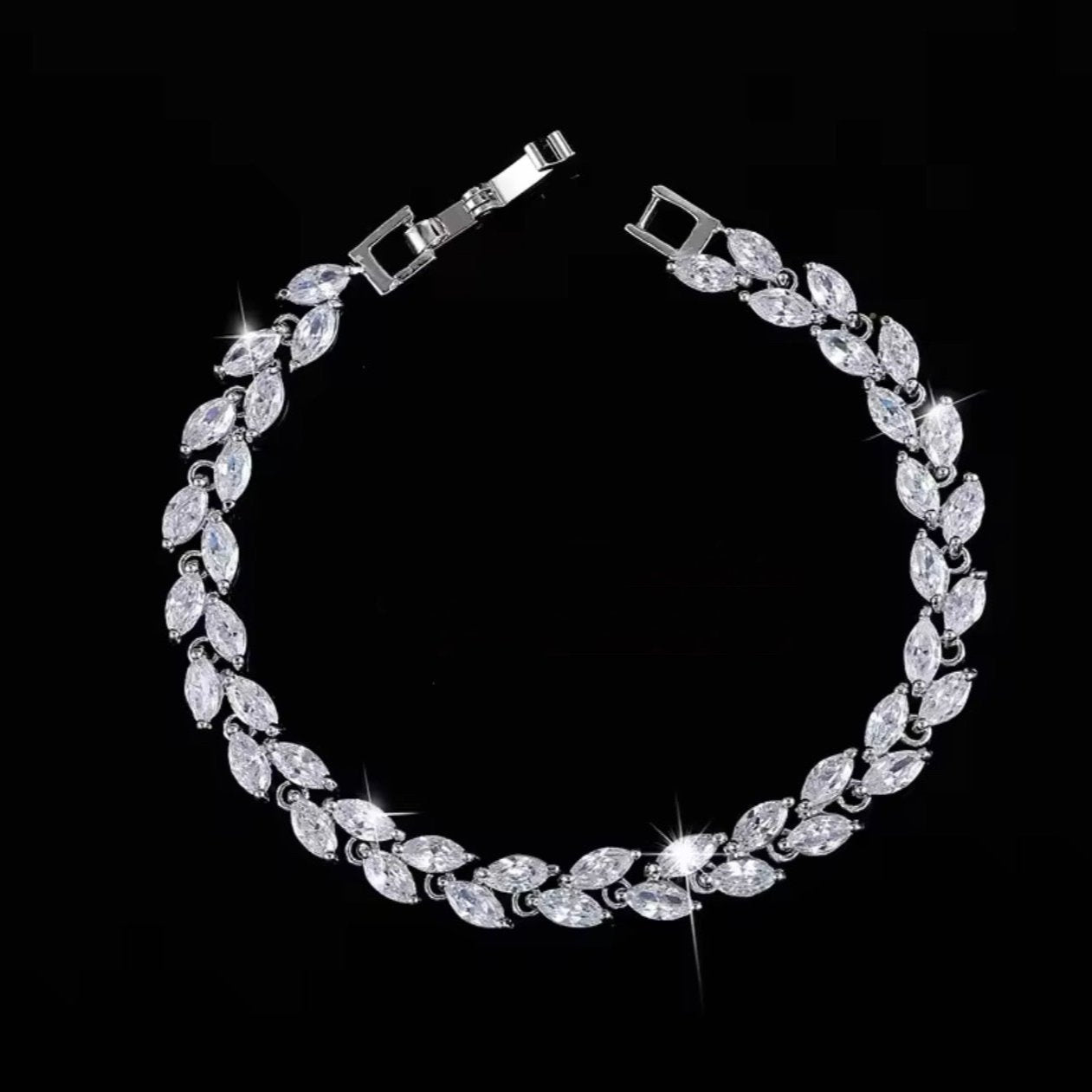 ICED OUT "FLOWER" ARMBAND - ICERAIN JEWELRY