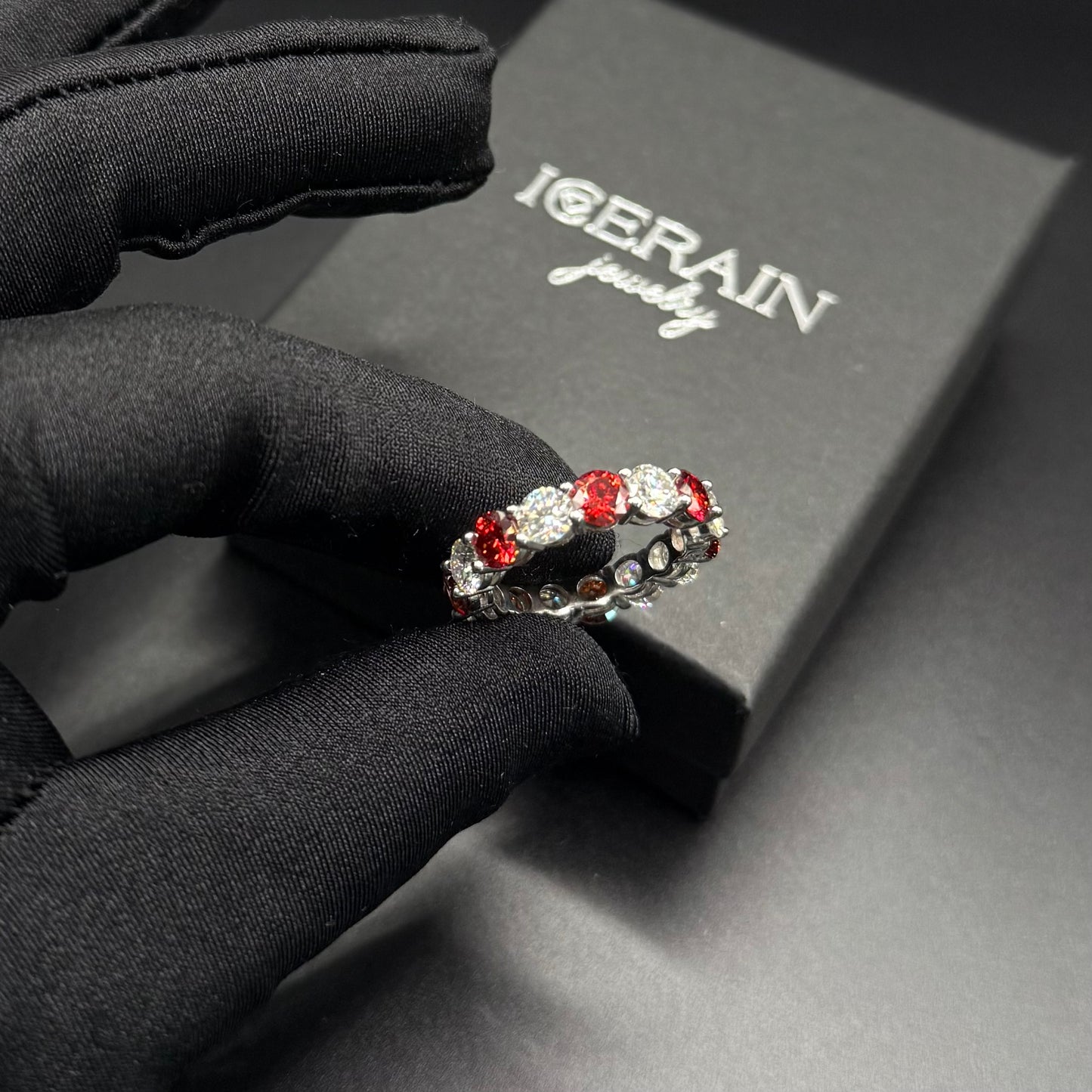 SALE | ICED OUT MOISSANITE GRÖSSE 8 "RED DRASILO" WEISSGOLD 925S SILVER RING - ICERAIN JEWELRY