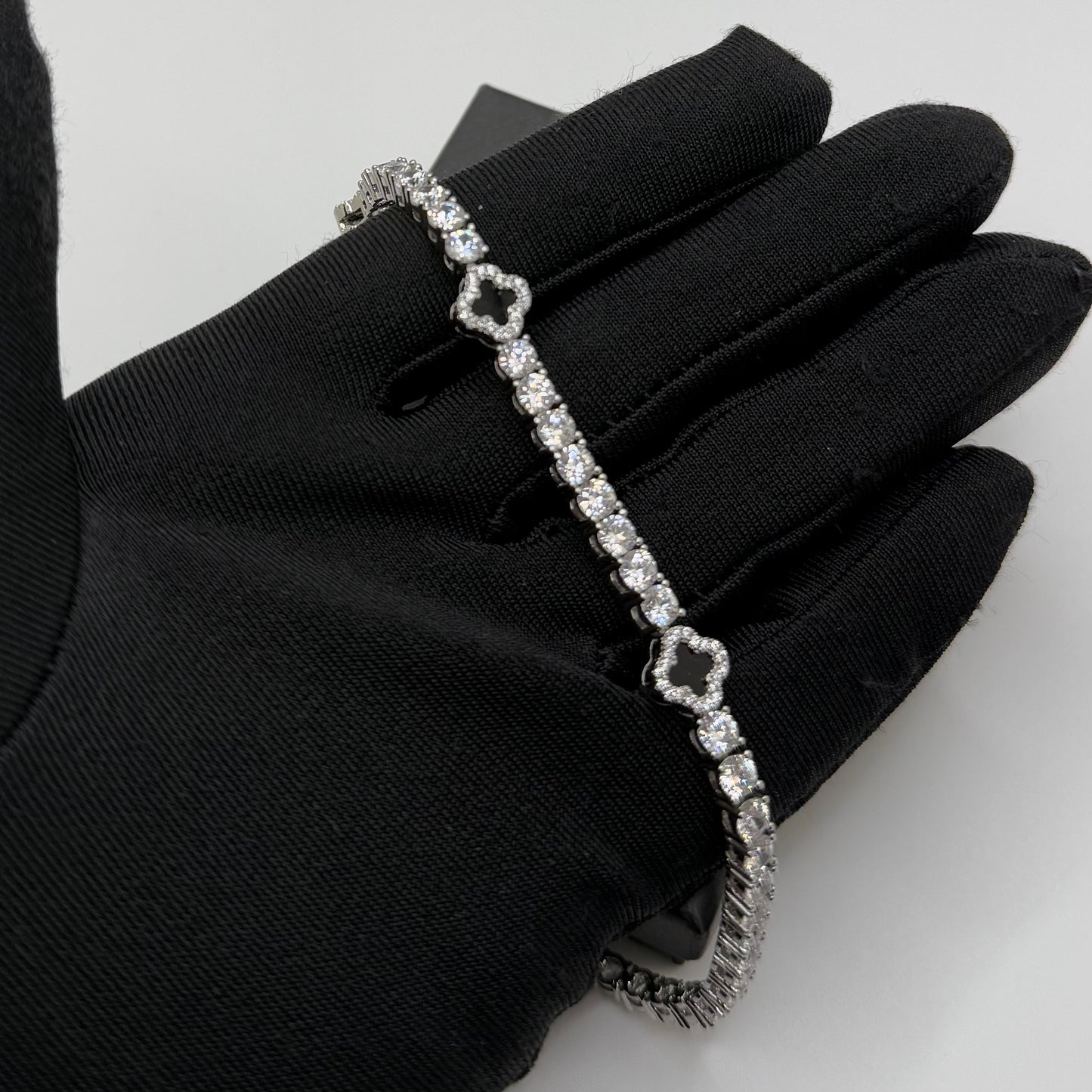 SALE | ICED OUT 23CM "BLACK CLOVER TENNIS" ARMBAND - ICERAIN JEWELRY