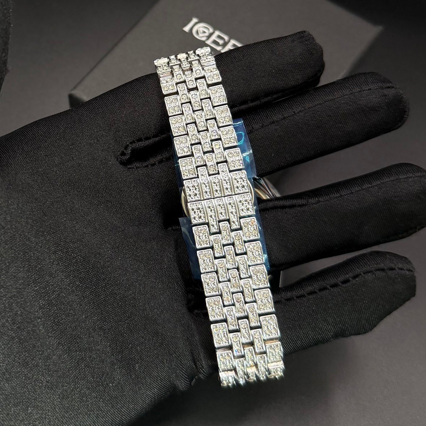 ICED OUT "REGINA" UHR - ICERAIN JEWELRY