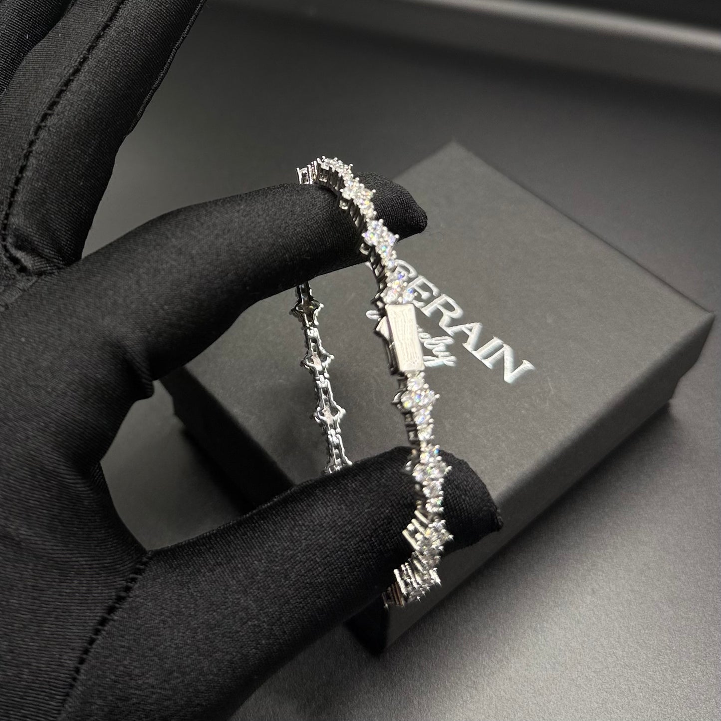 ICED OUT 3MM "TENNIS CROSS" ARMBAND - ICERAIN JEWELRY