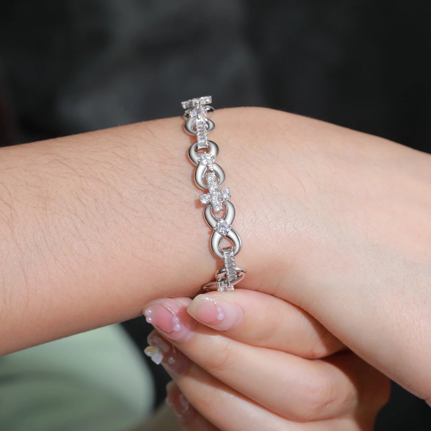 ICED OUT MOISSANITE "SILVER INFINITY CROSS" WEISSGOLD 925S SILVER ARMBAND - ICERAIN JEWELRY