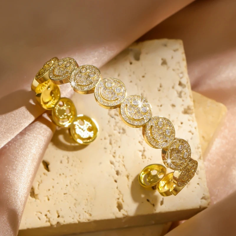 ICED OUT "SMILE" ARMREIF - ICERAIN JEWELRY