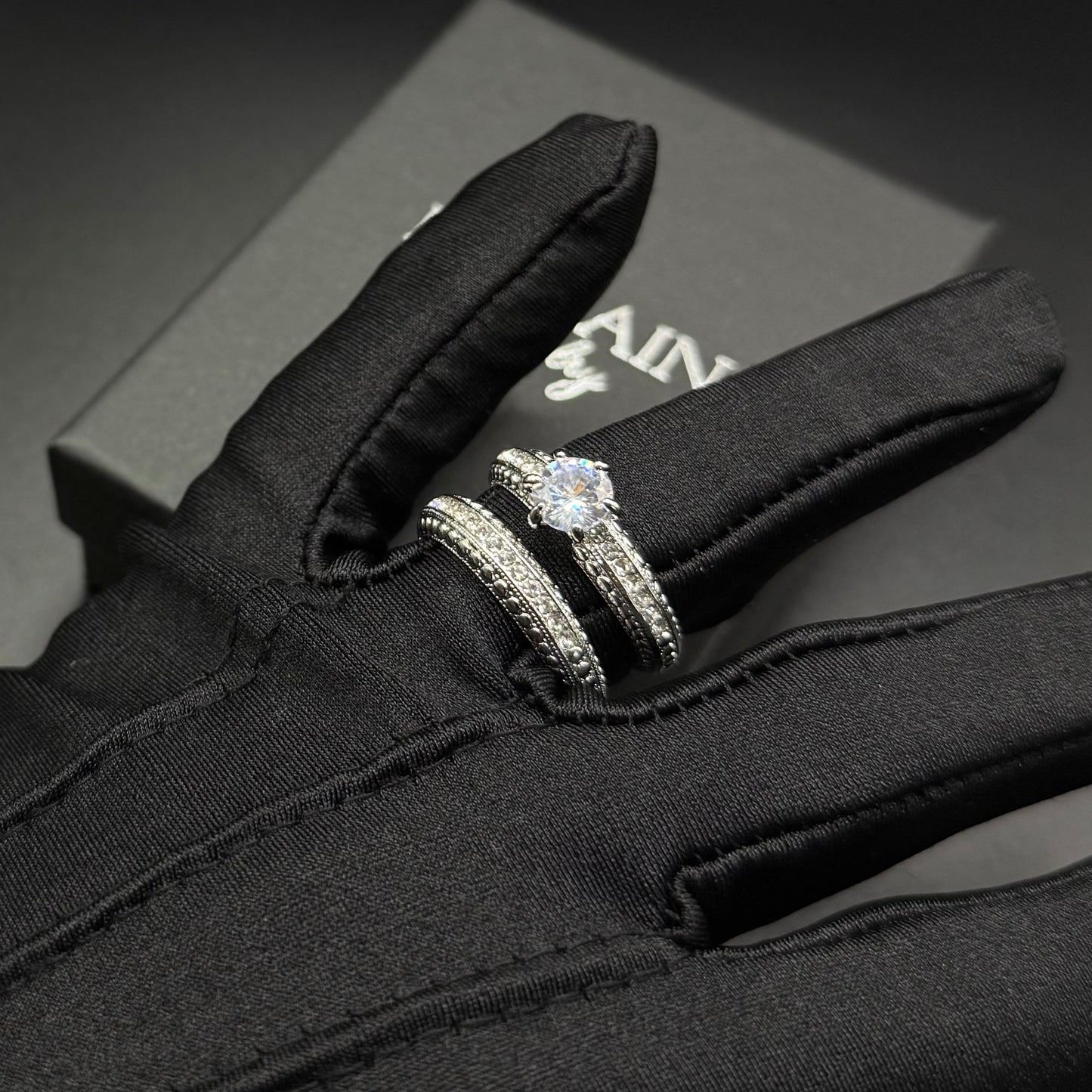 ICED OUT "AMANDO" RINGE - ICERAIN JEWELRY