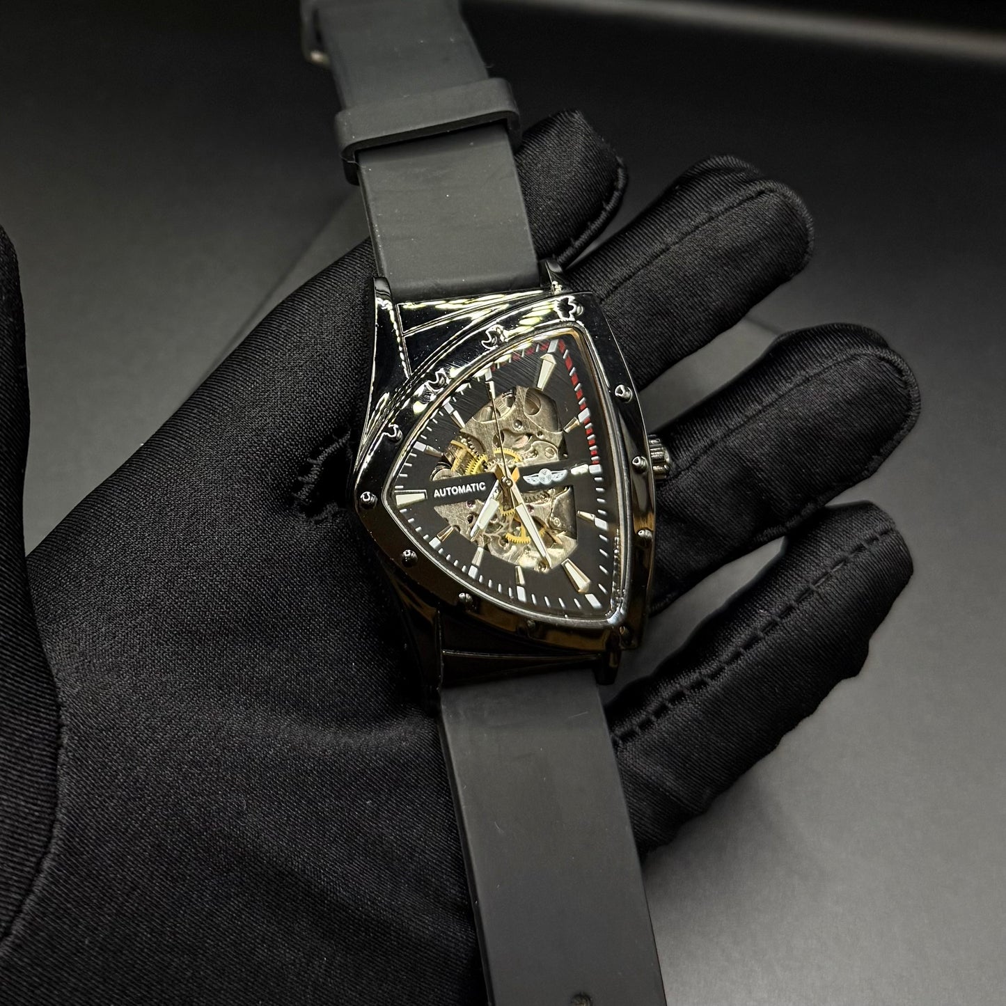 EDELSTAHL AUTOMATIK "TRIANGLAR" UHR - ICERAIN JEWELRY