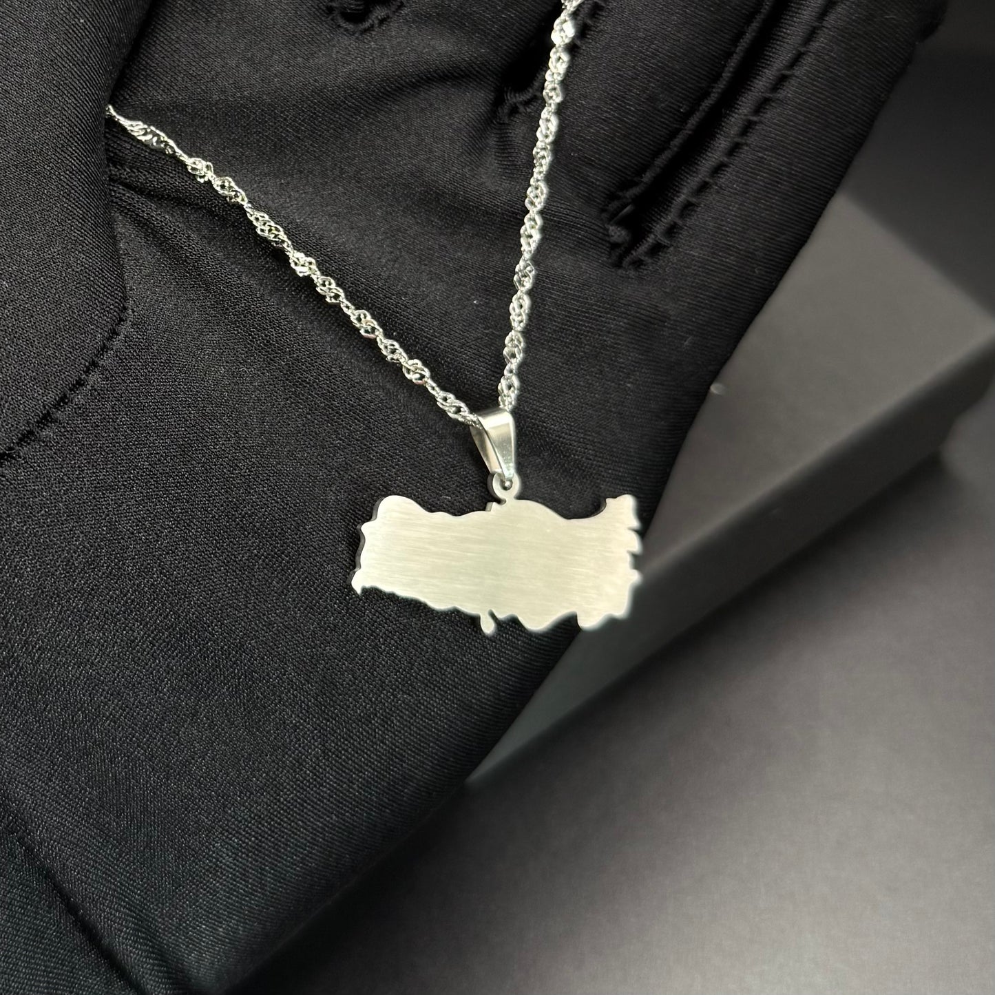 EDELSTAHL "TURKIYE" LÄNDERKETTE - ICERAIN JEWELRY