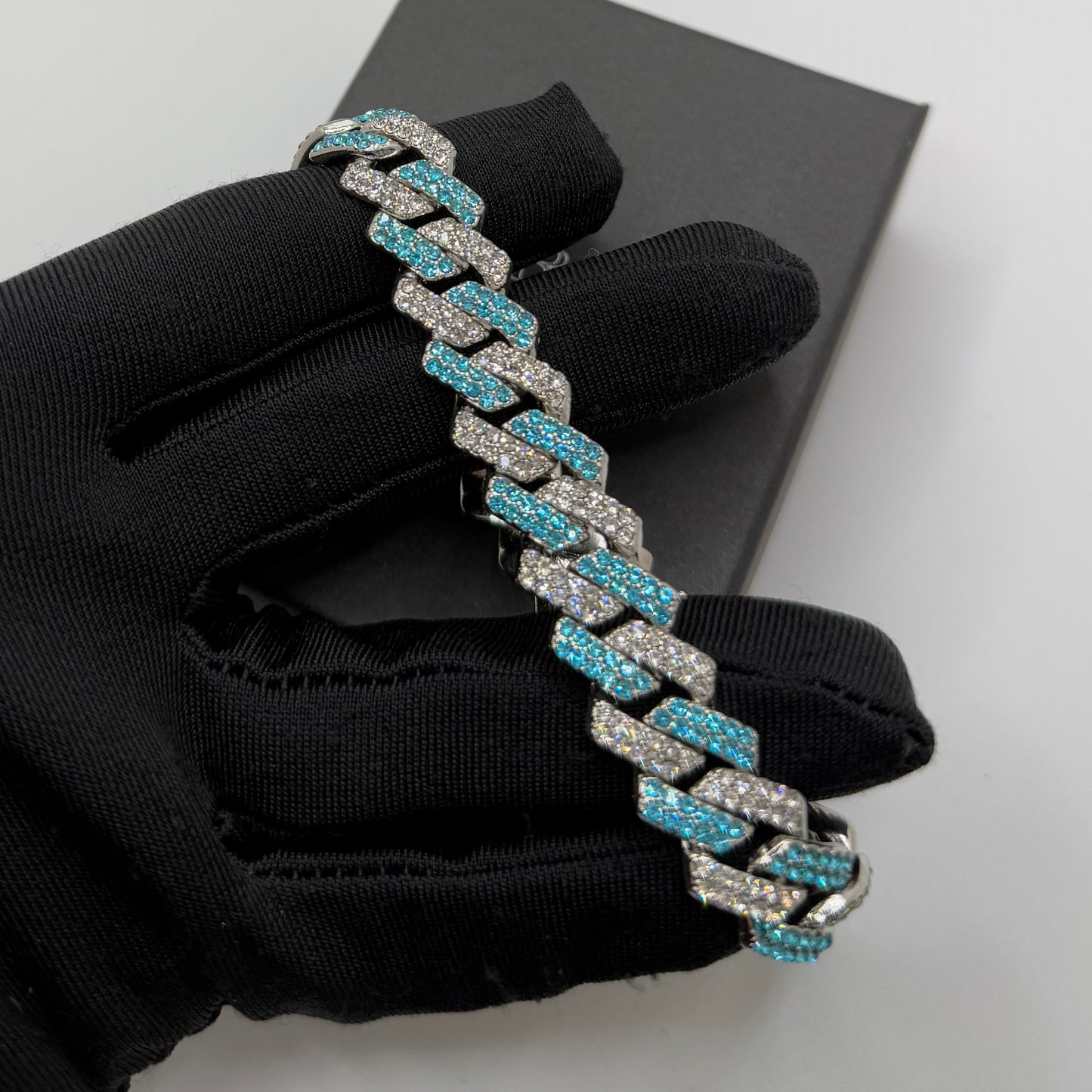 SALE | ICED OUT 14MM "SILVER/BLUE PRONG CUBAN" ARMBAND - ICERAIN JEWELRY