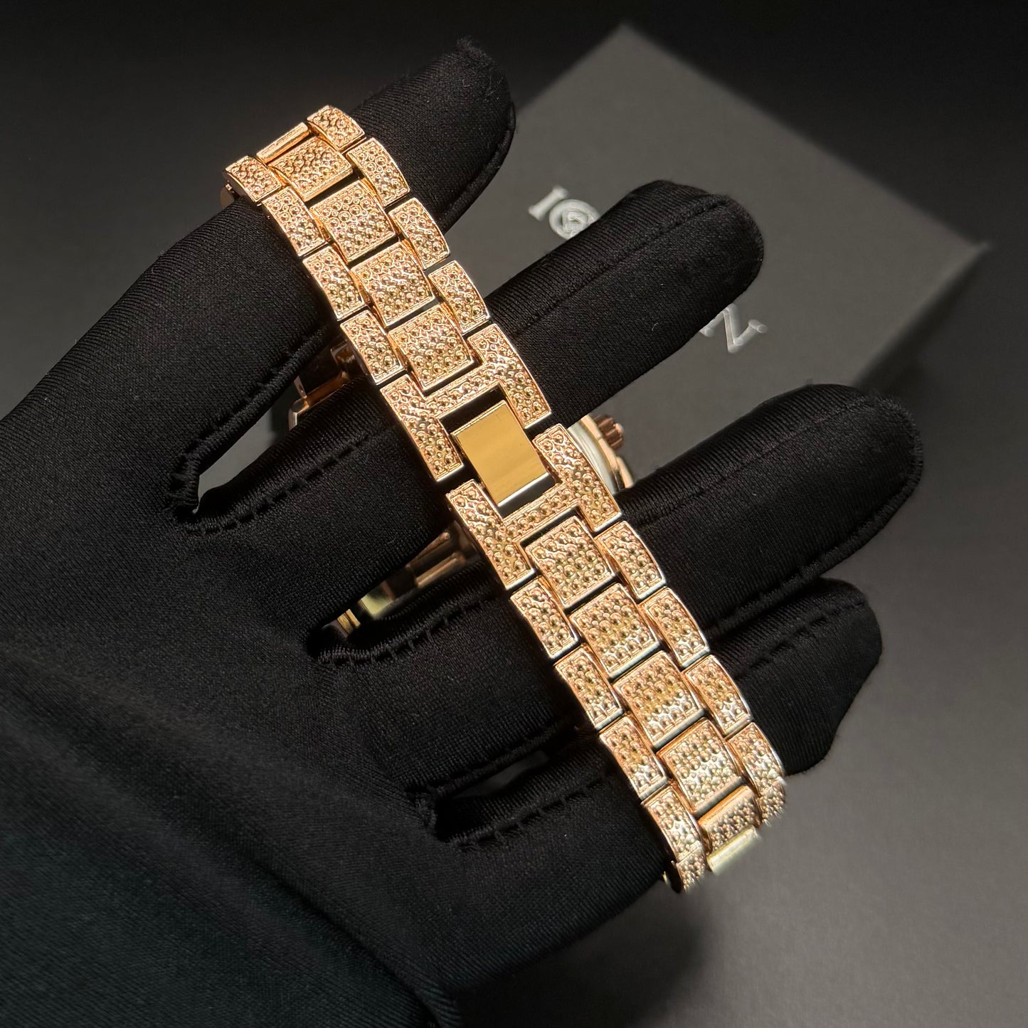 SALE | ICED OUT "ROSEGOLD SCANIOLI" UHR - ICERAIN JEWELRY