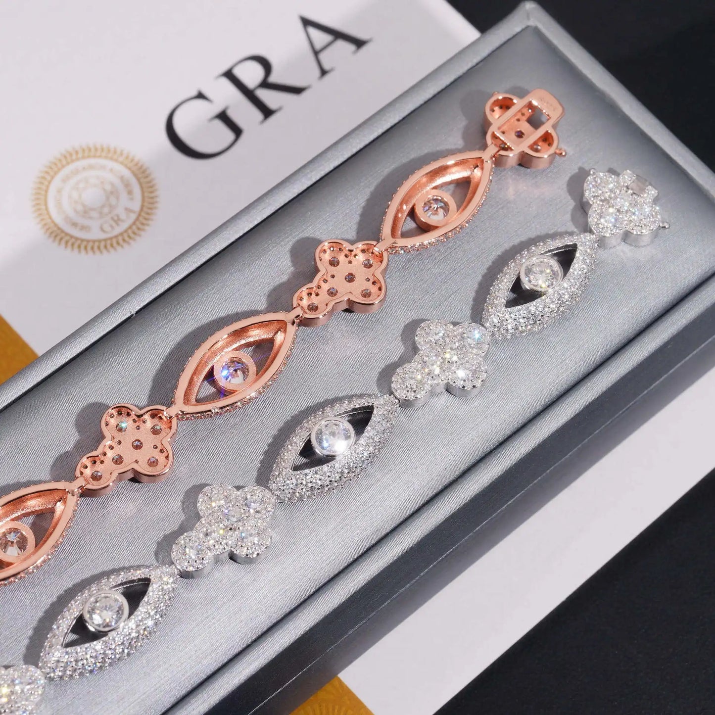 ICED OUT 12,5MM MOISSANITE "CROSSEYE" WEISSGOLD 925S SILVER ARMBAND - ICERAIN JEWELRY