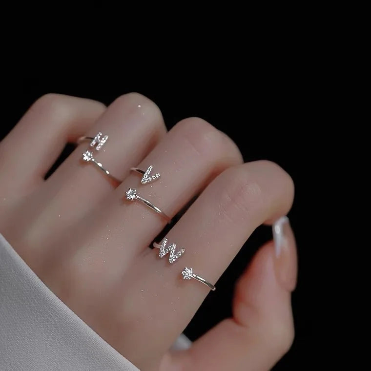 PERSONALISIERTER ICED OUT ANFANGSBUCHSTABEN "NOZZE" RING - ICERAIN JEWELRY