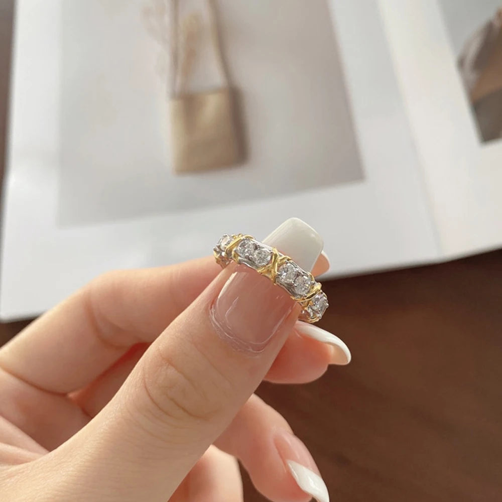 ICED OUT MOISSANITE "ELESTRICA" WEISSGOLD 925S SILVER RING - ICERAIN JEWELRY