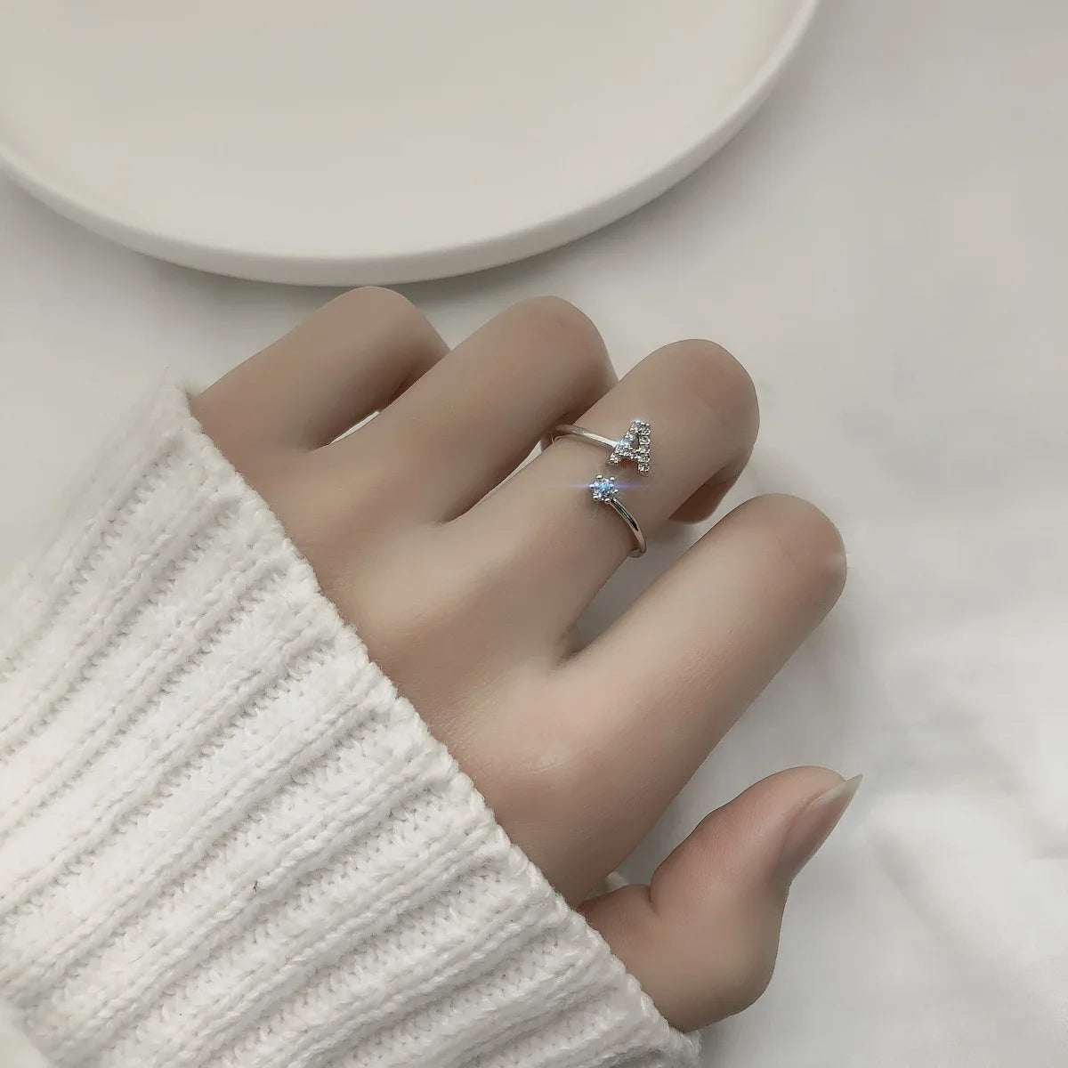 PERSONALISIERTER ICED OUT ANFANGSBUCHSTABEN "NOZZE" RING - ICERAIN JEWELRY