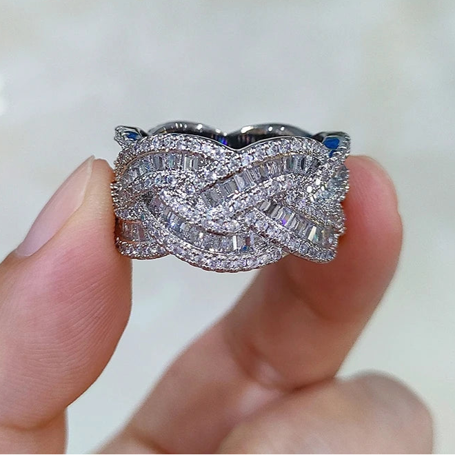 ICED OUT MOISSANITE "WAVE" WEISSGOLD 925S SILVER RING - ICERAIN JEWELRY