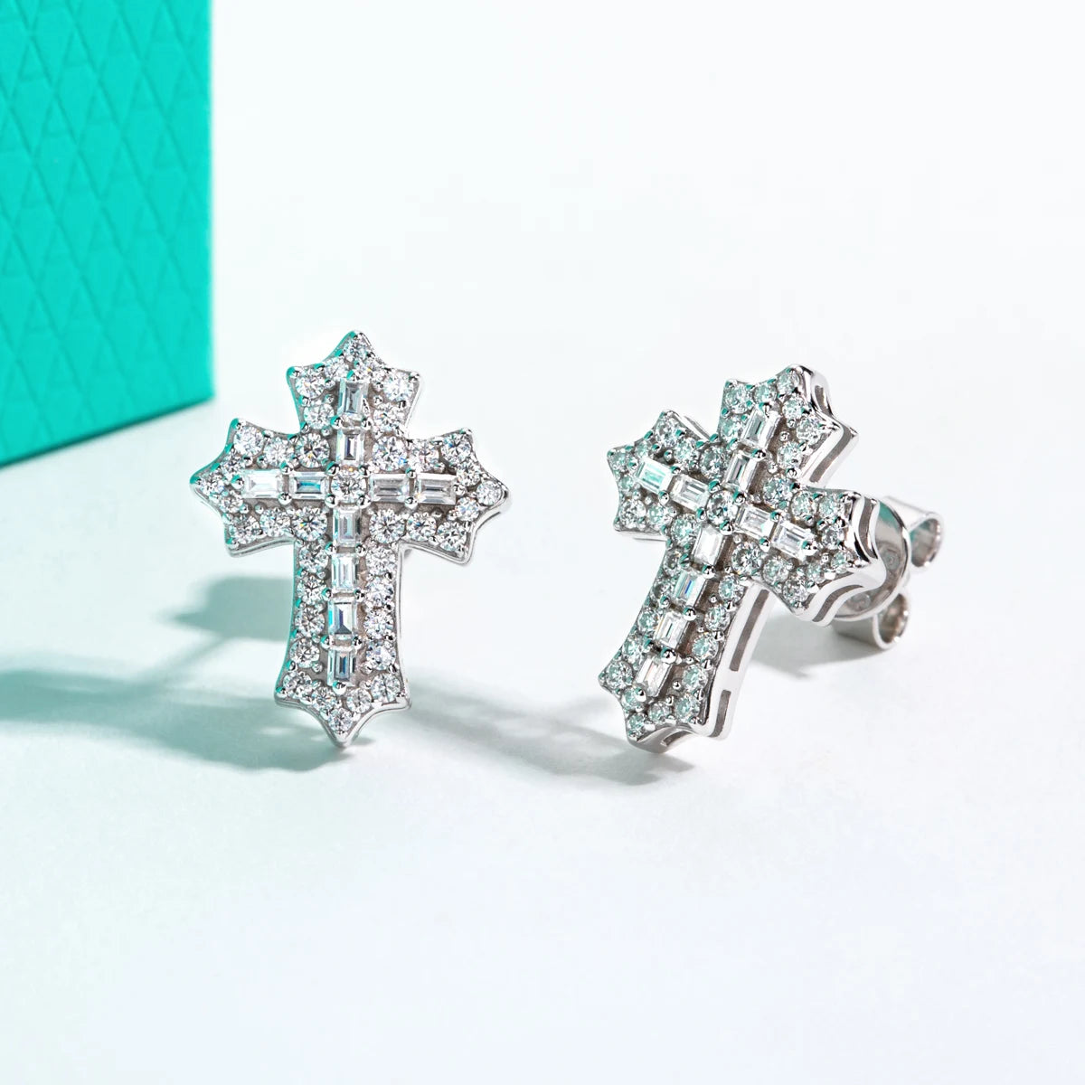 ICED OUT MOISSANITE "CROSS V2" WEISSGOLD 925S SILVER OHRRINGE - ICERAIN JEWELRY