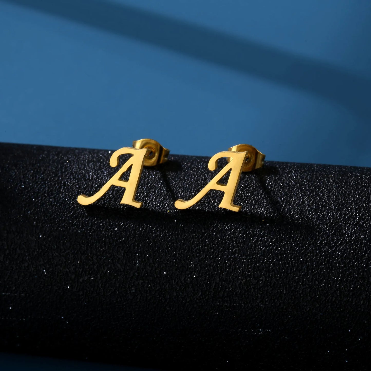 PERSONALISIERTE EDELSTAHL ANFANGSBUCHSTABEN ""SKUR" OHRRINGE - ICERAIN JEWELRY