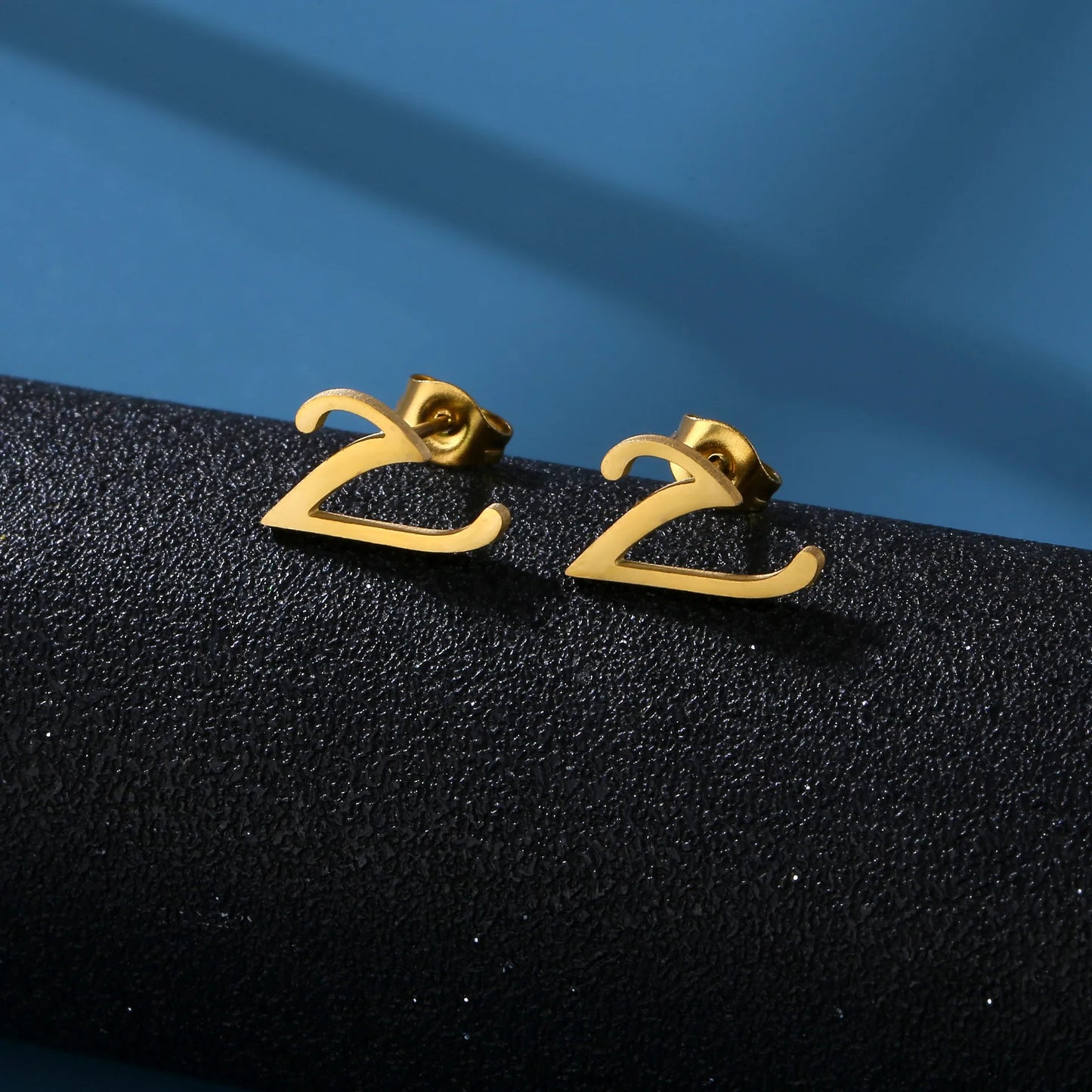PERSONALISIERTE EDELSTAHL ANFANGSBUCHSTABEN ""SKUR" OHRRINGE - ICERAIN JEWELRY