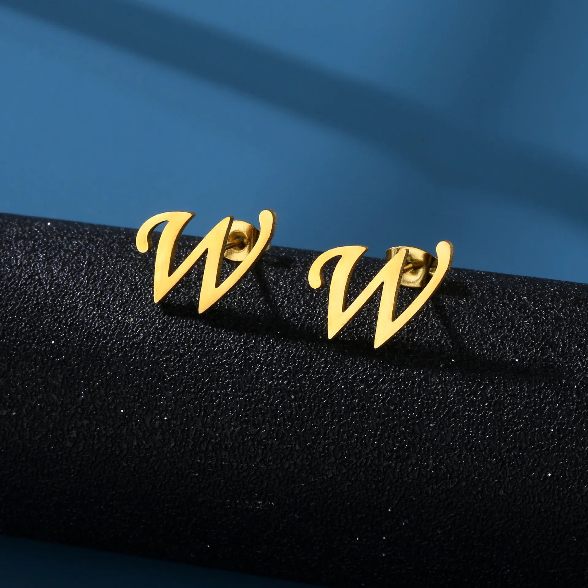 PERSONALISIERTE EDELSTAHL ANFANGSBUCHSTABEN ""SKUR" OHRRINGE - ICERAIN JEWELRY