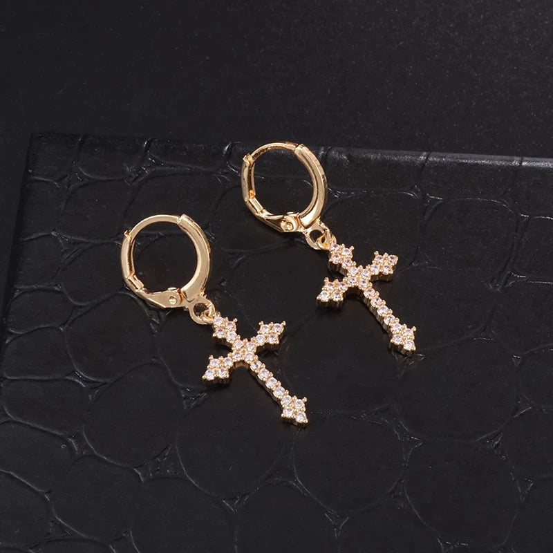 ICED OUT "GOLD ROYAL CROSS" OHRRINGE - ICERAIN JEWELRY