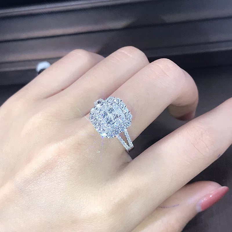 SALE | ICED OUT GRÖSSE 10 (20MM DURCHMESSER) „DAZZLER" RING - ICERAIN JEWELRY