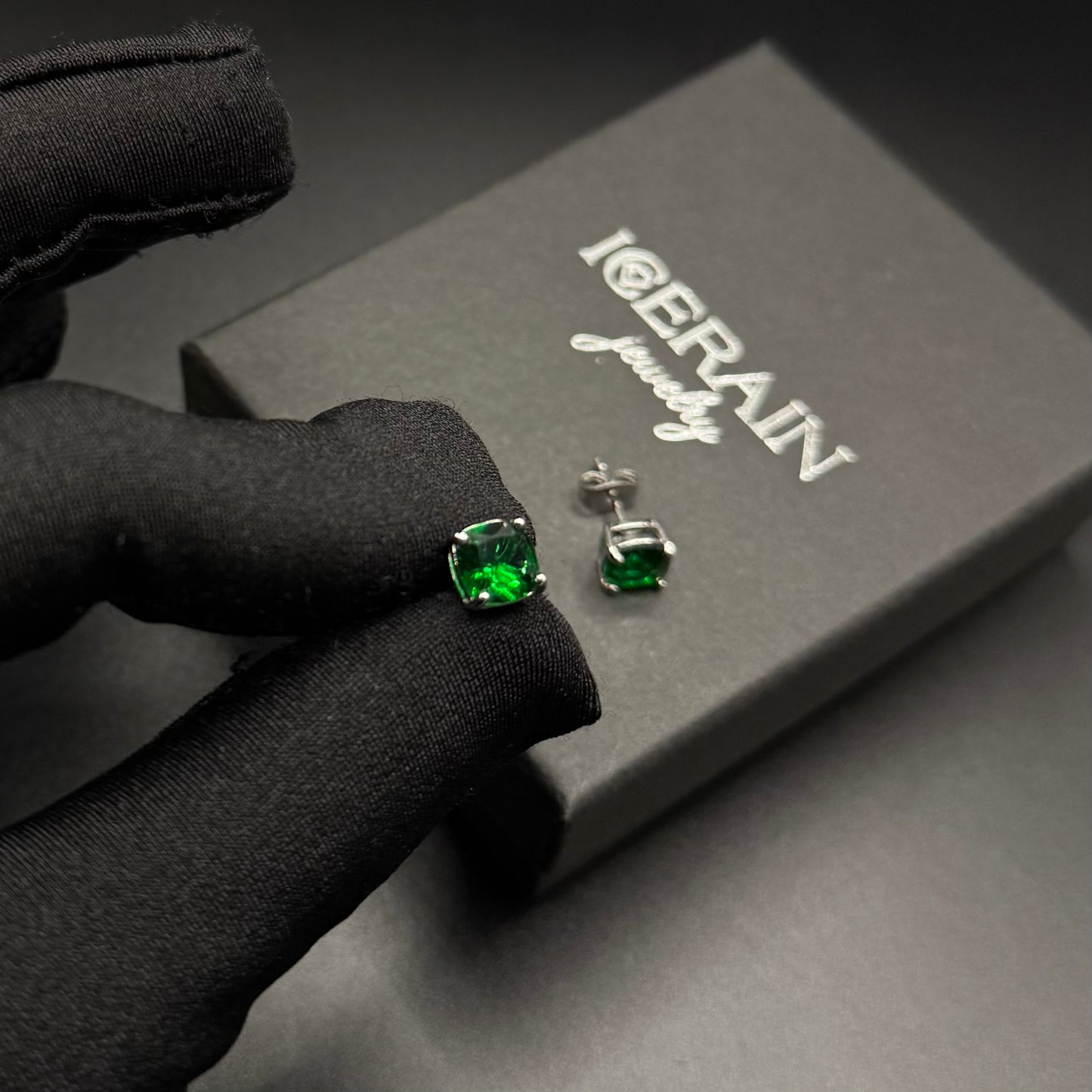 ICED OUT "GREEN VERSAILLE" OHRRINGE - ICERAIN JEWELRY