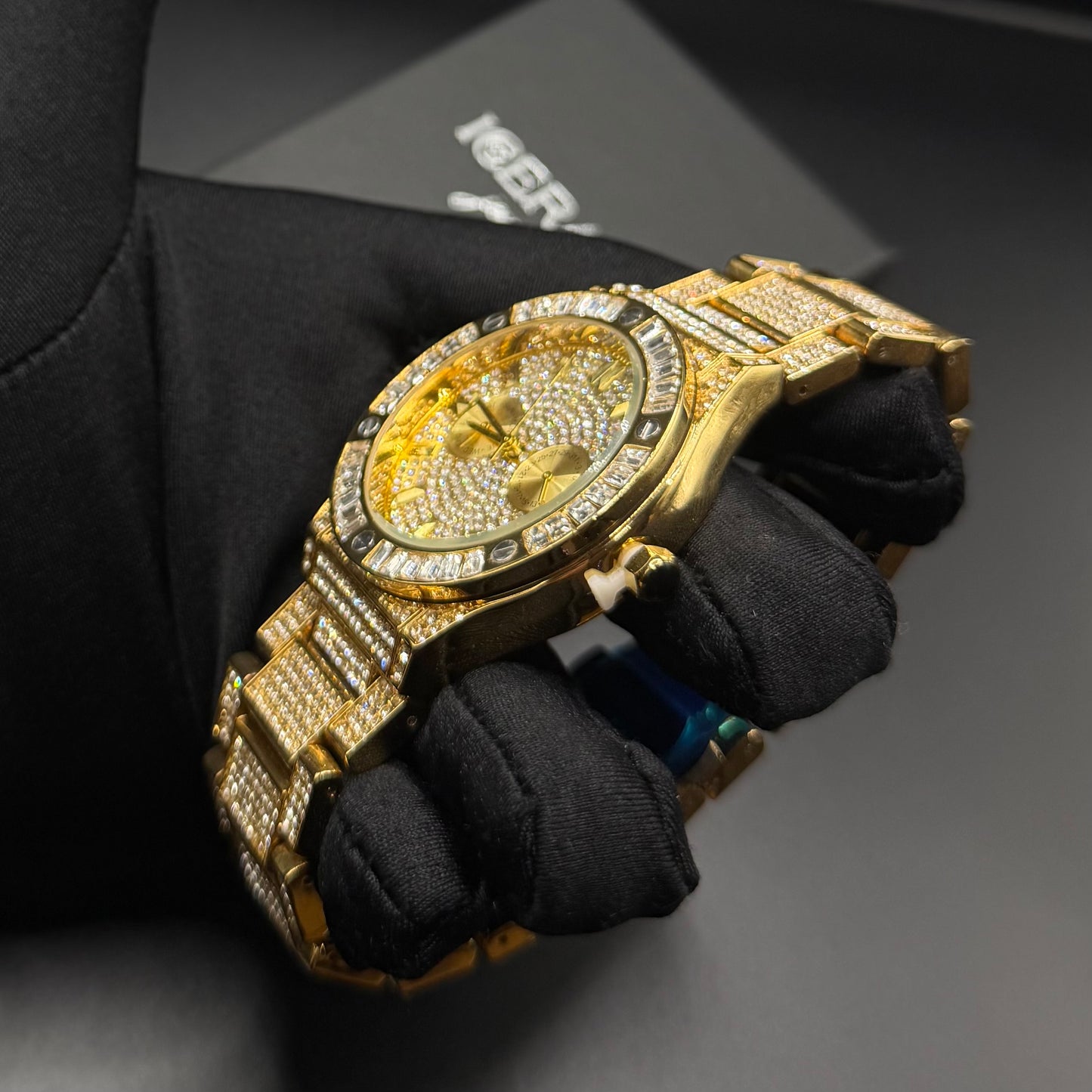 ICED OUT "MACORE" UHR - ICERAIN JEWELRY