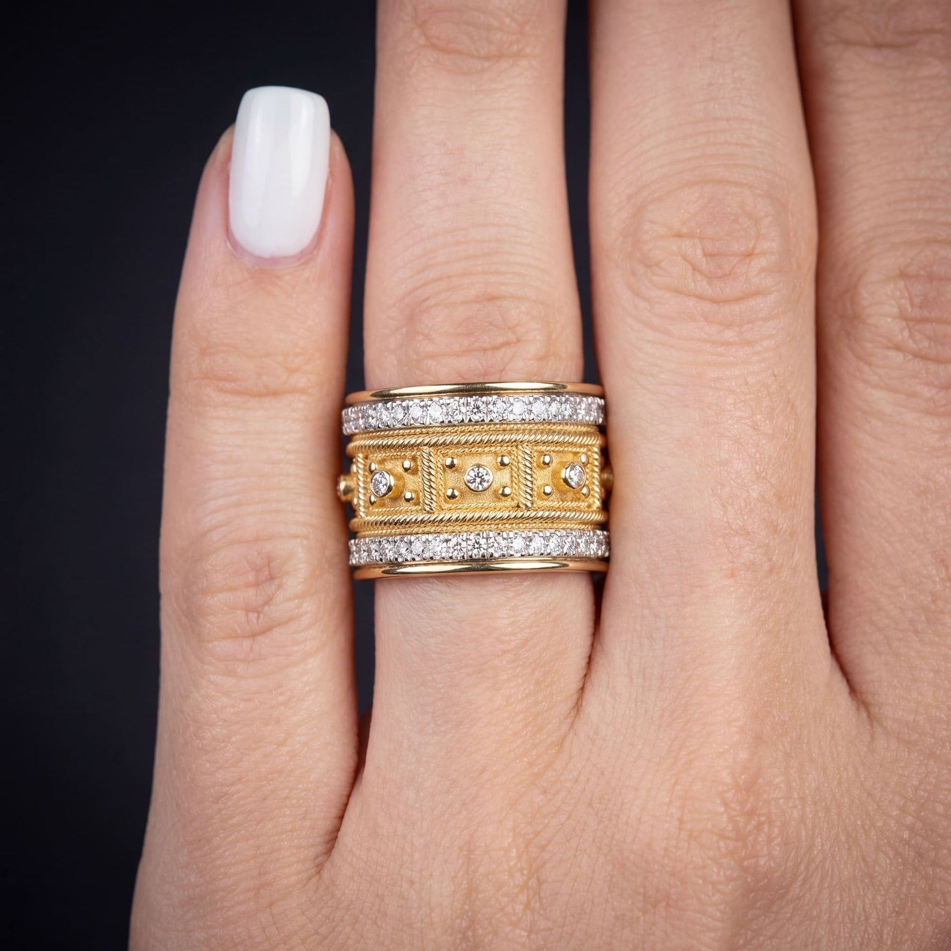 ICED OUT "GOLDEN CIRCLE" RING - ICERAIN JEWELRY