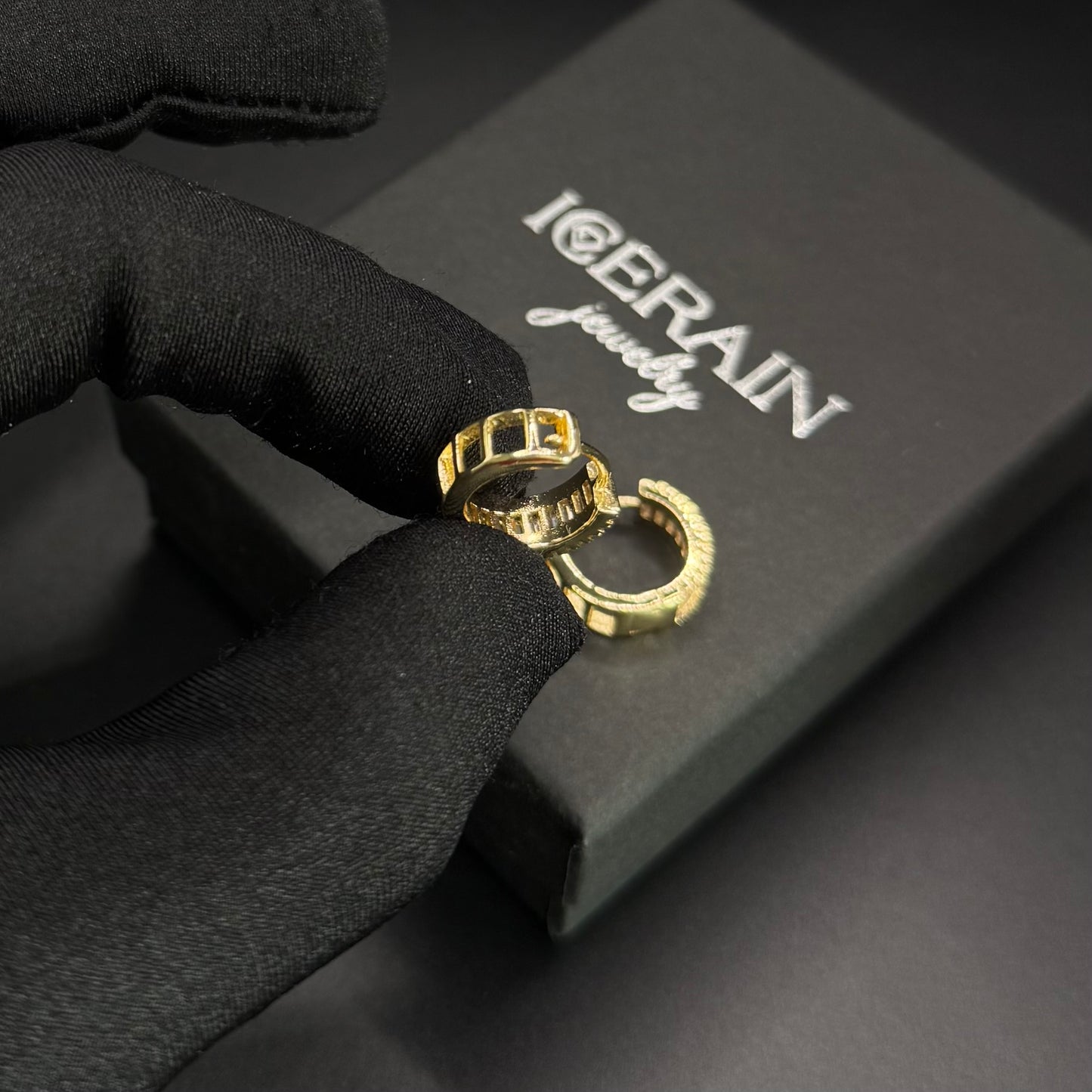 ICED OUT "GOLD CREOLES V2" OHRRINGE - ICERAIN JEWELRY