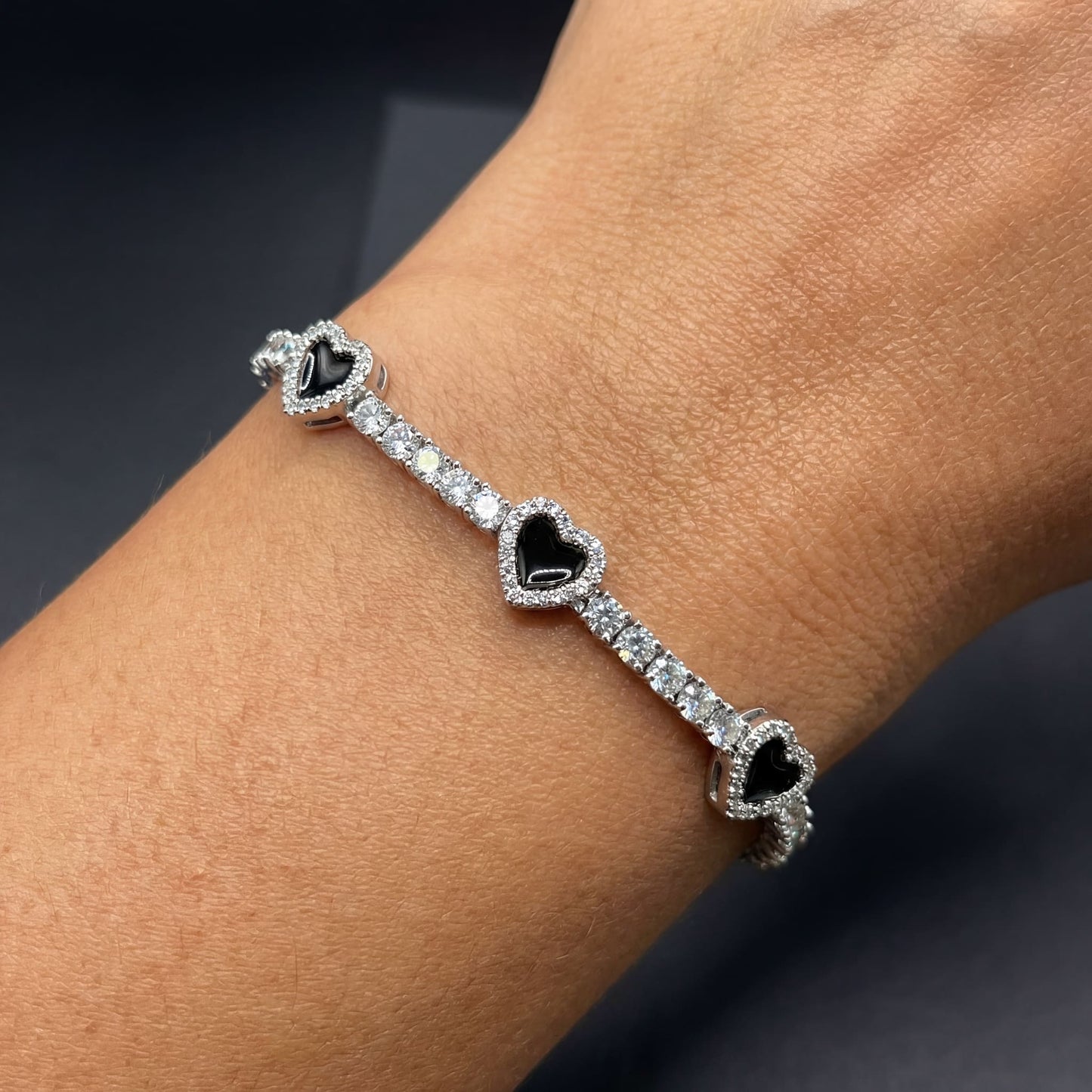 ICED OUT "HEART CLOVER TENNIS" ARMBAND - ICERAIN JEWELRY