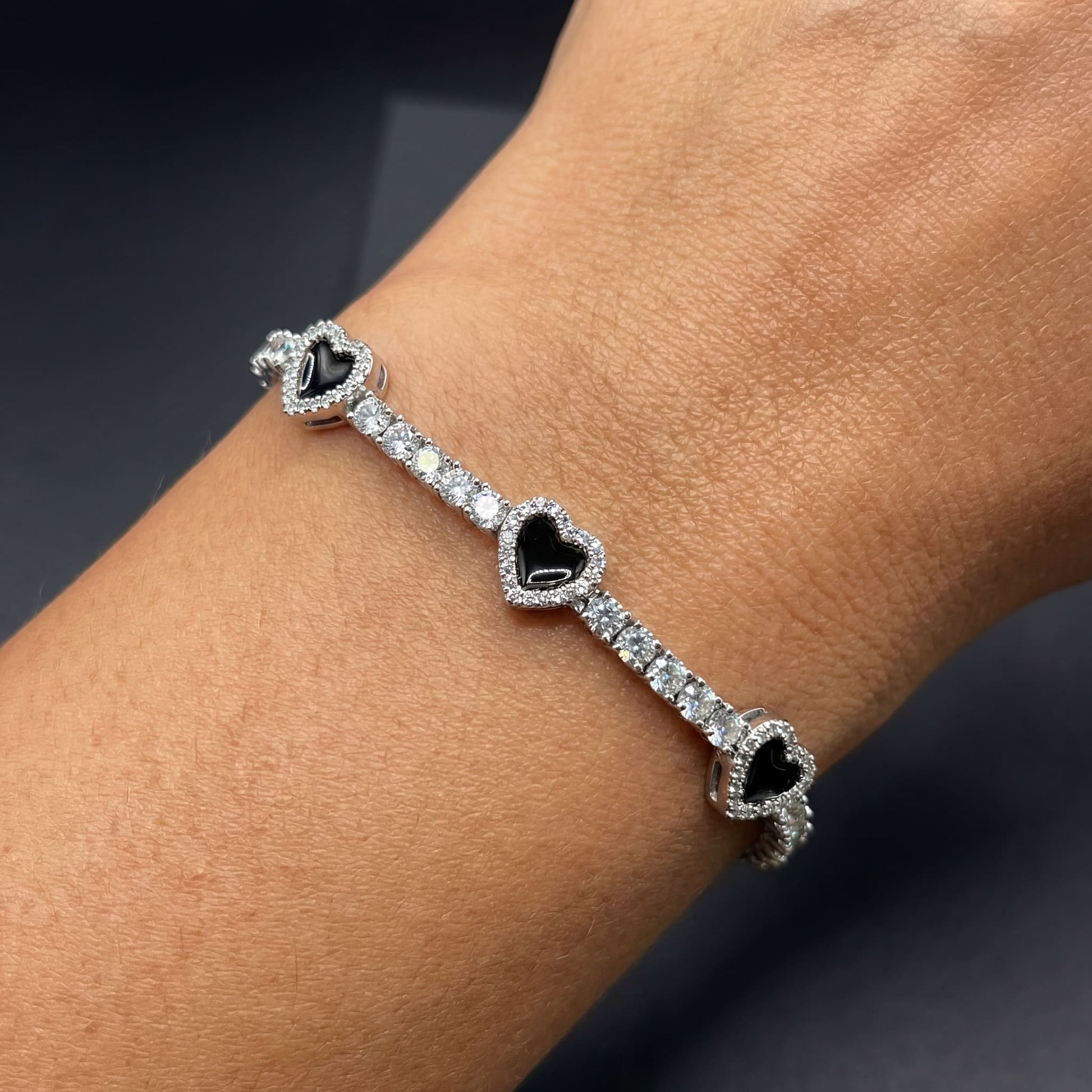 ICED OUT "HEART CLOVER TENNIS" ARMBAND - ICERAIN JEWELRY