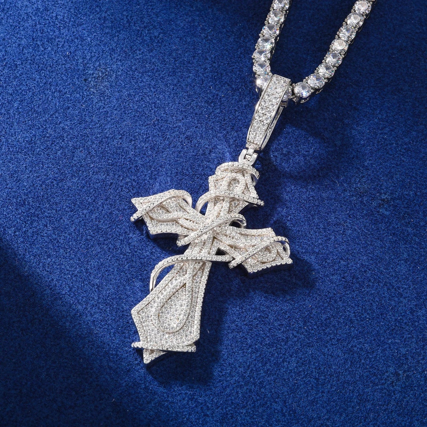ICED OUT MOISSANITE "THORN CROSS" WEISSGOLD 925S SILVER KETTE