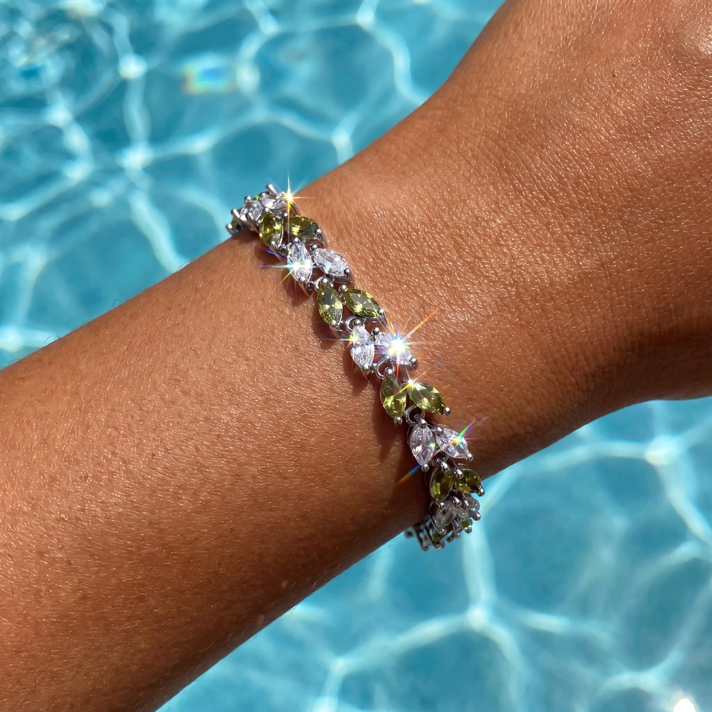 ICED OUT "FLOWER" ARMBAND - ICERAIN JEWELRY