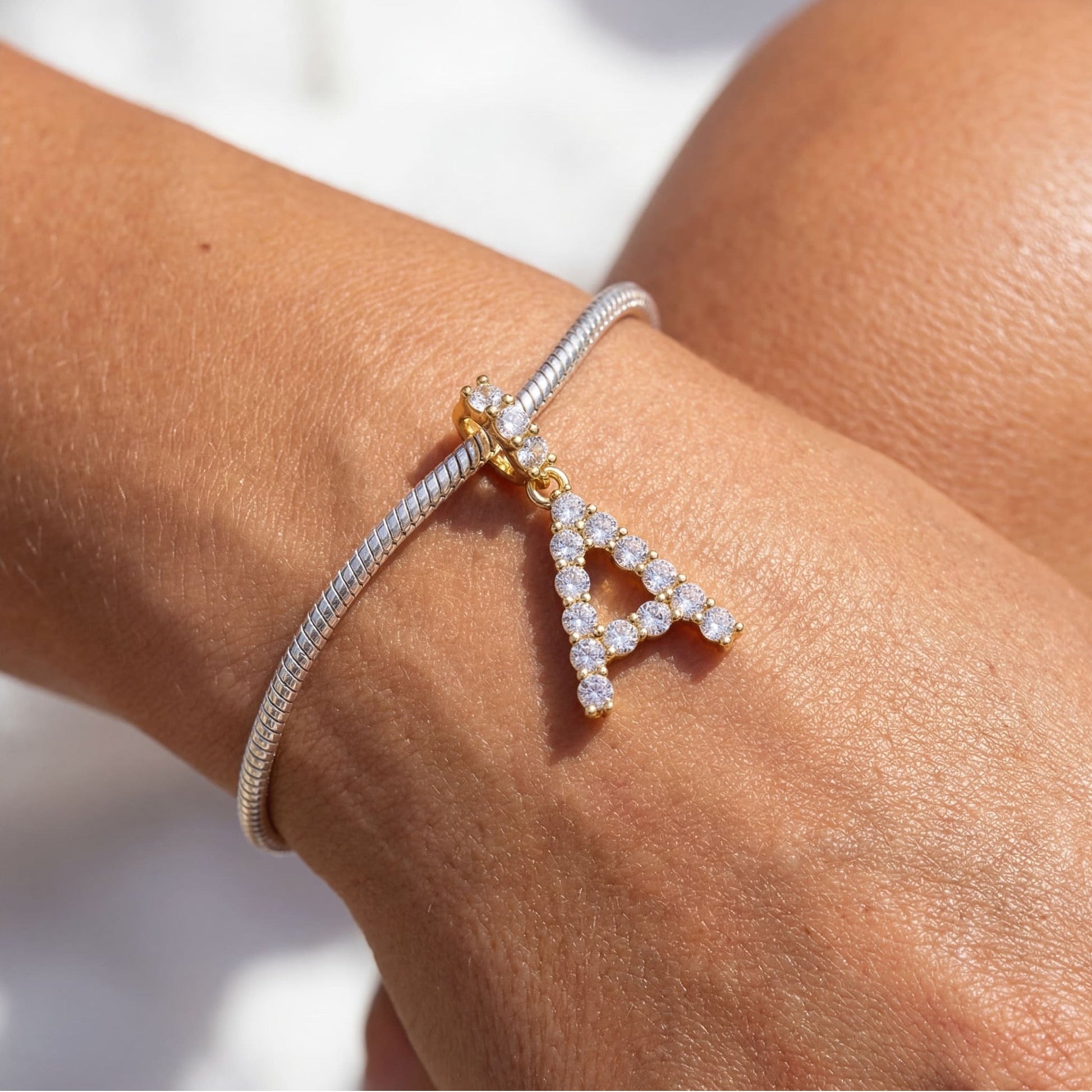 PERSONALISIERTER ICED OUT ANFANGSBUCHSTABE "SI" CHARM - ICERAIN JEWELRY