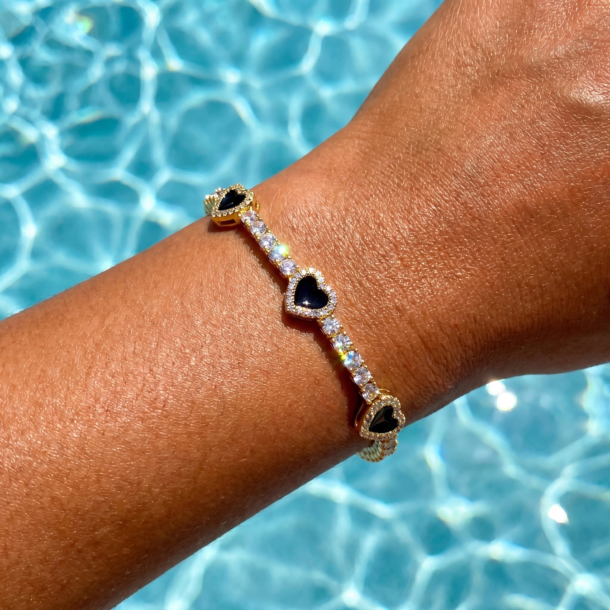 ICED OUT "HEART CLOVER TENNIS" ARMBAND - ICERAIN JEWELRY